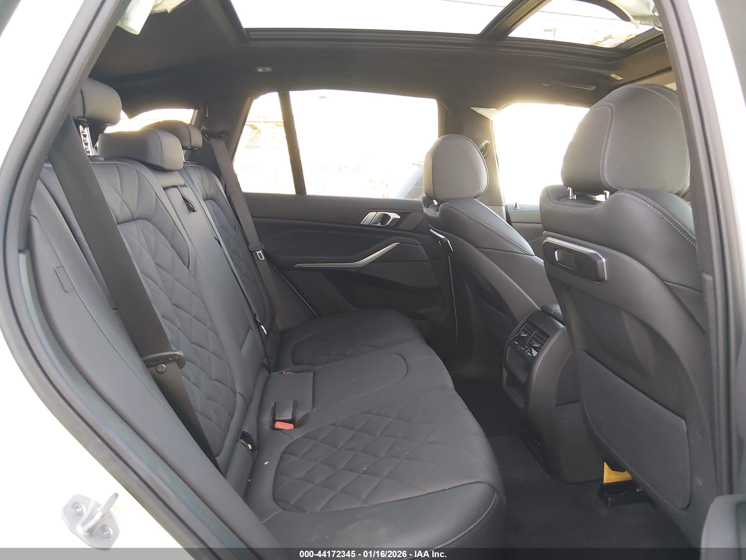 BMW X5 image 8