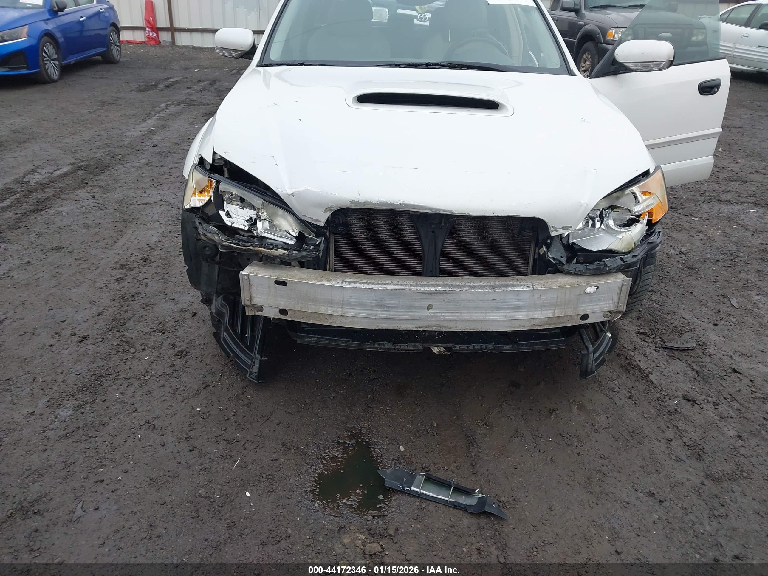 SUBARU OUTBACK image 6
