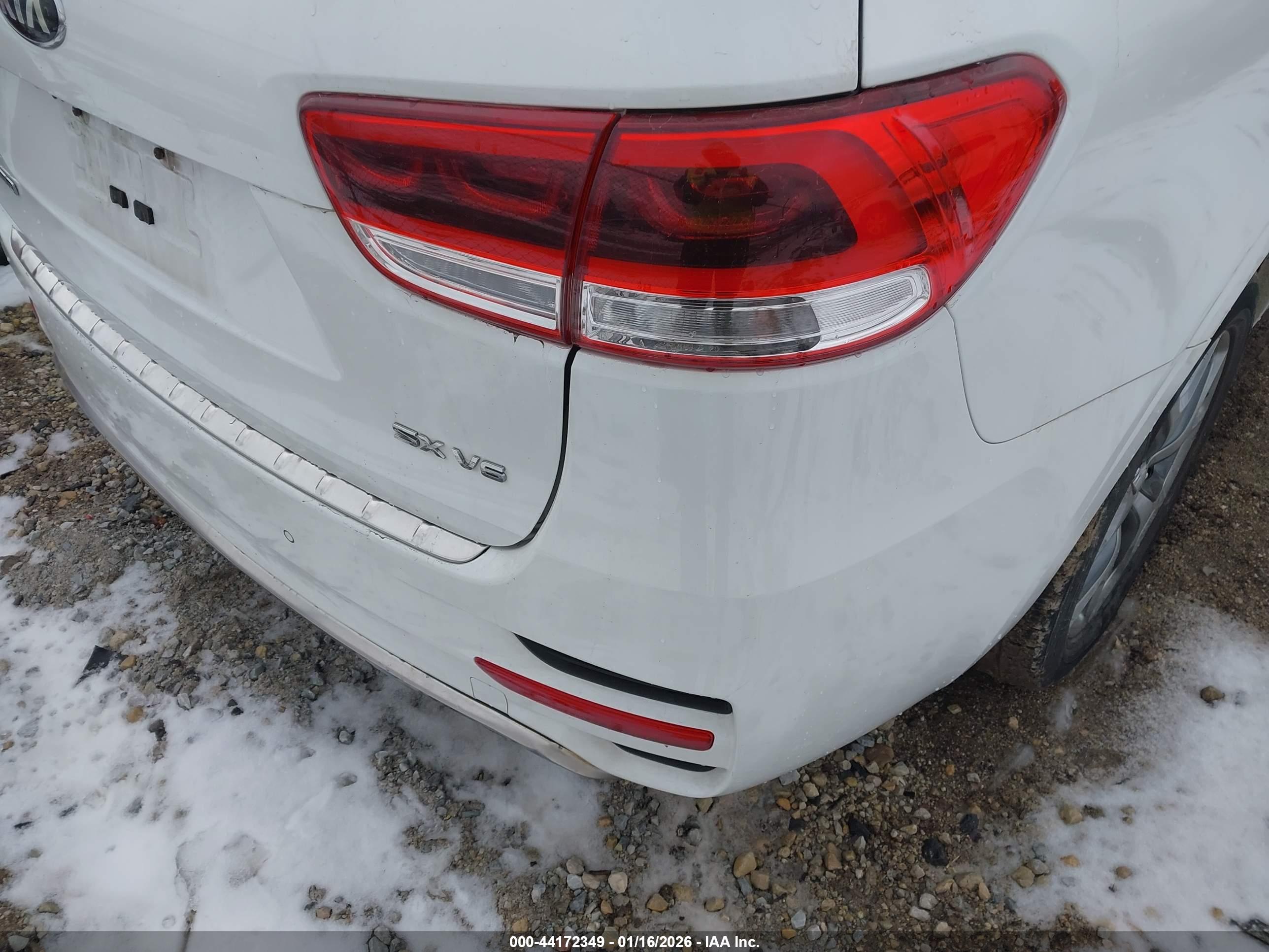 KIA SORENTO image 6