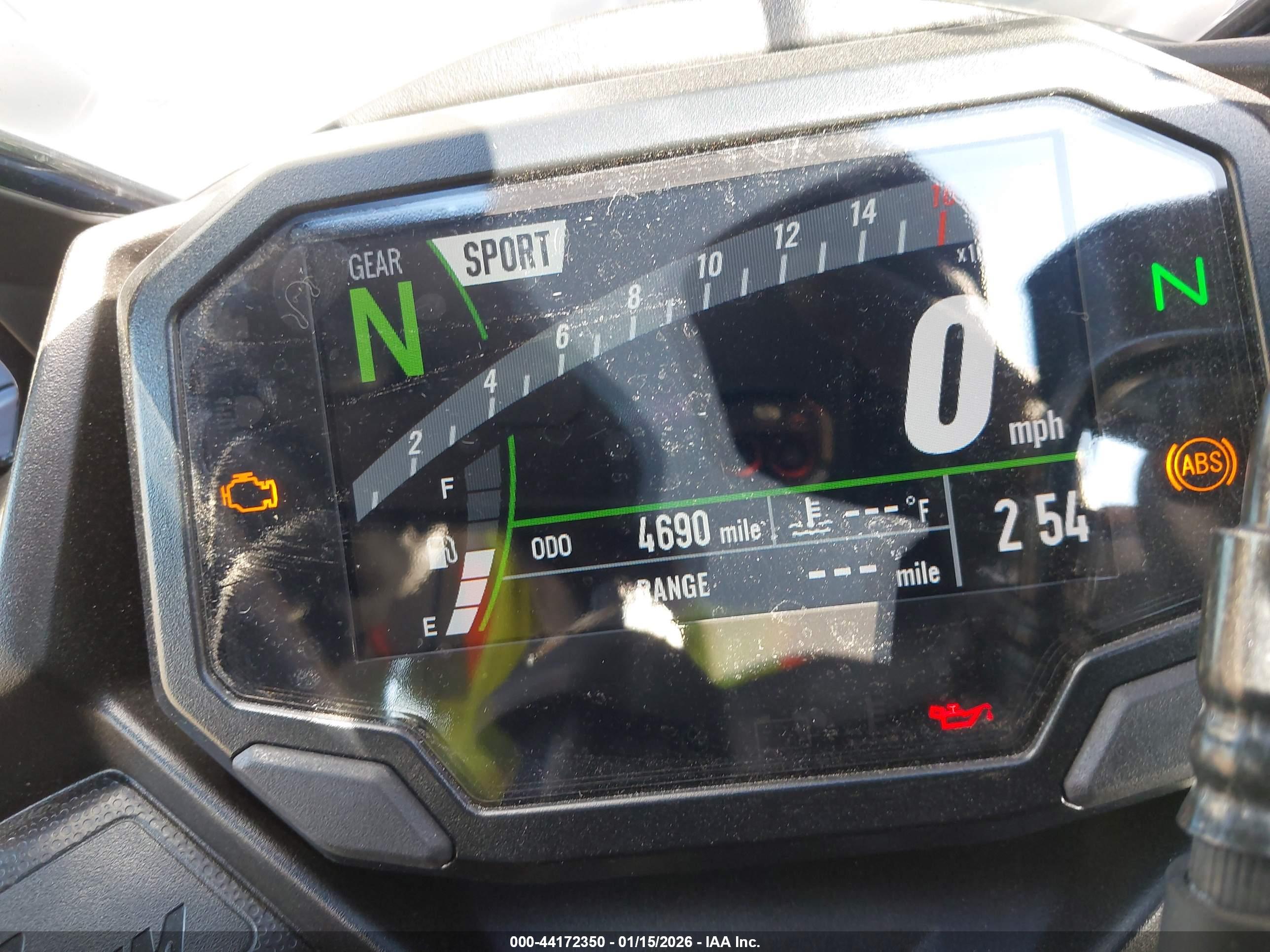 KAWASAKI ZX400 image 7