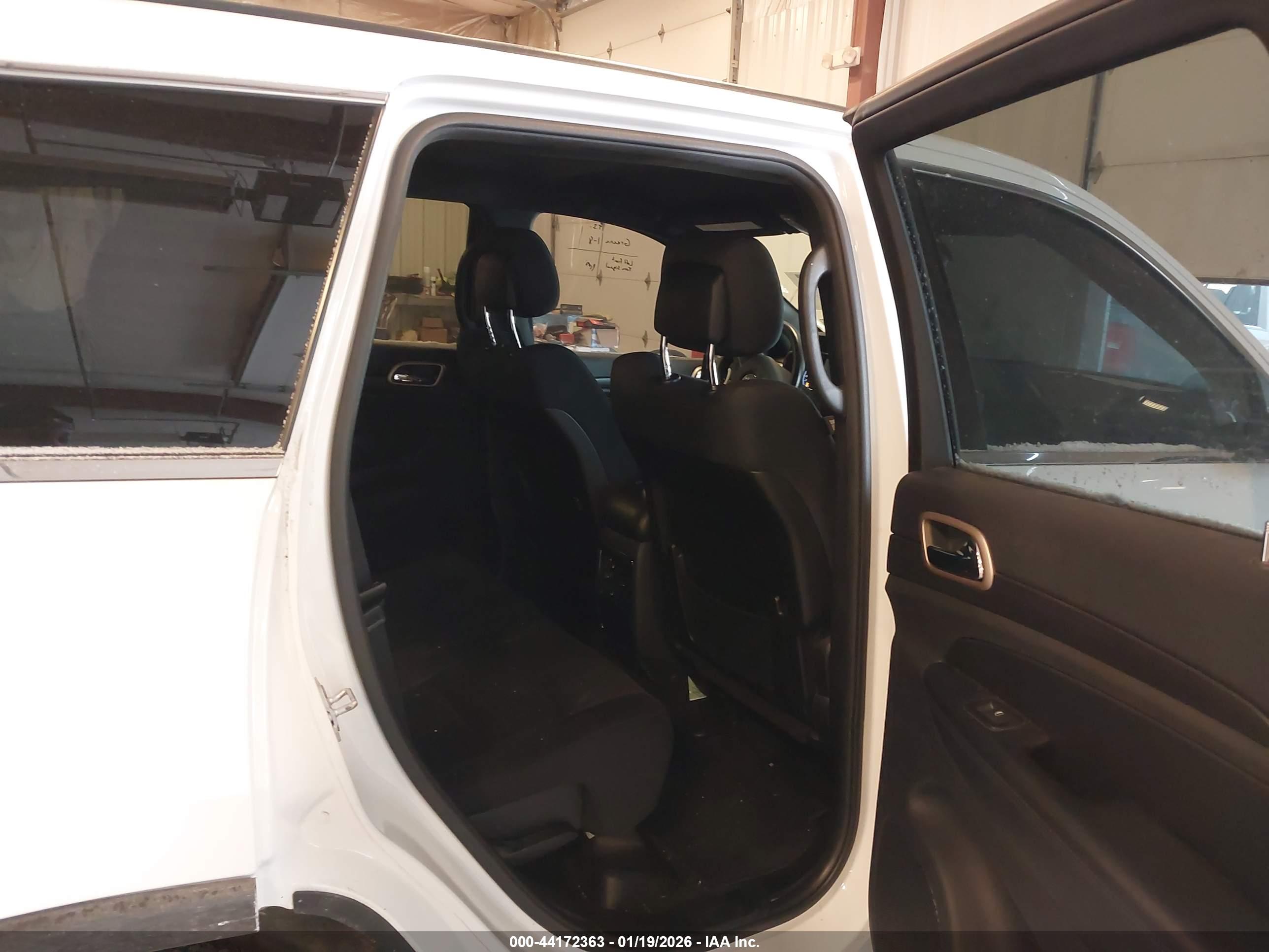 JEEP GRAND image 8