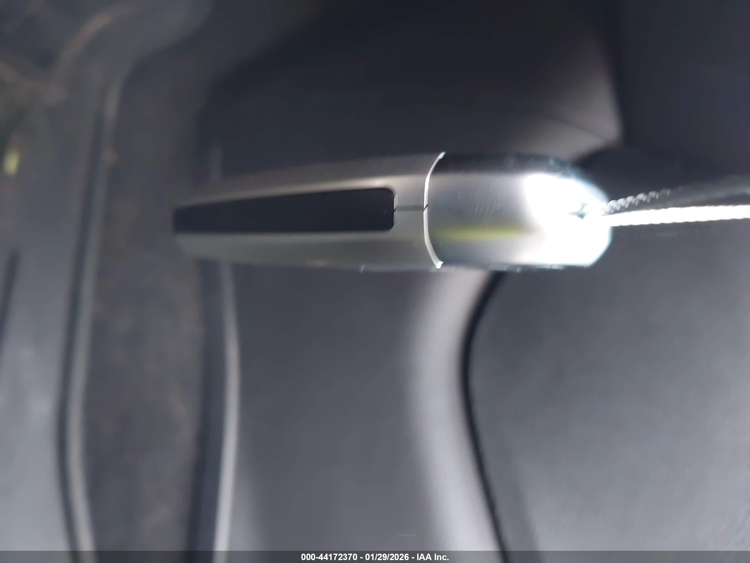 NISSAN ROGUE image 11