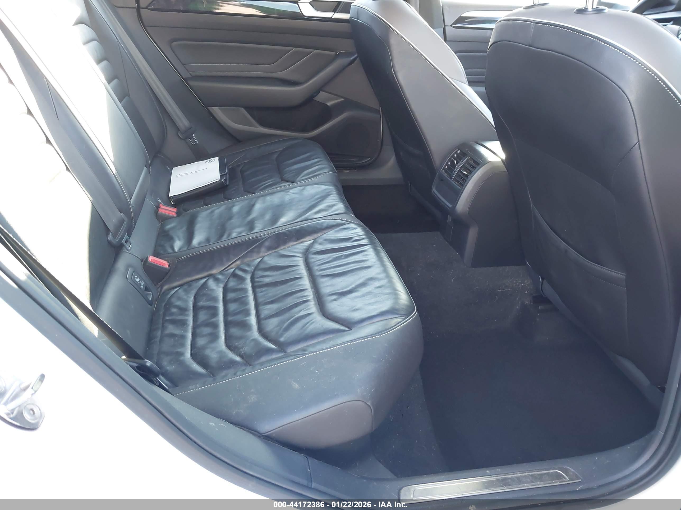 VOLKSWAGEN ARTEON image 8