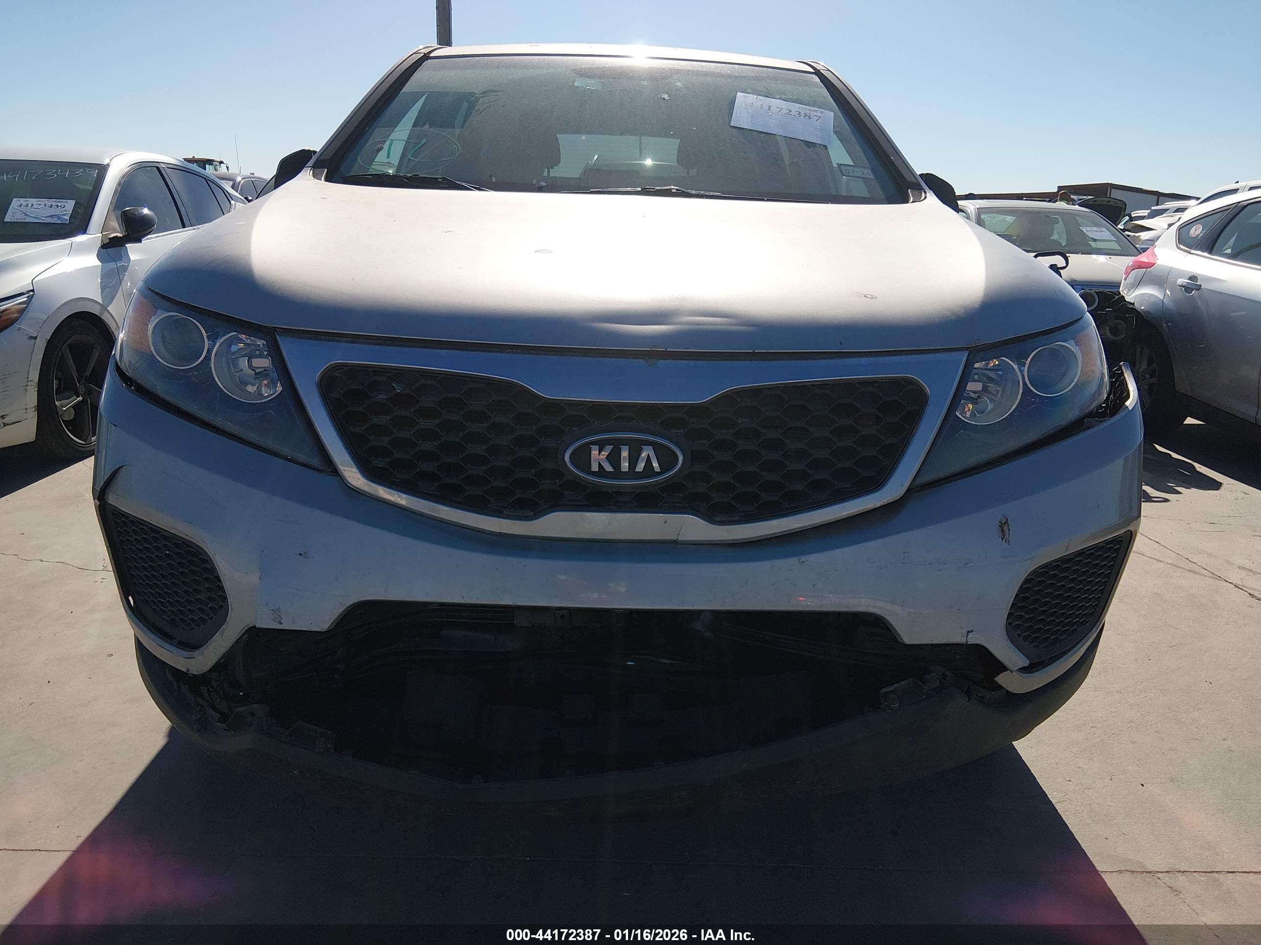 KIA SORENTO image 6