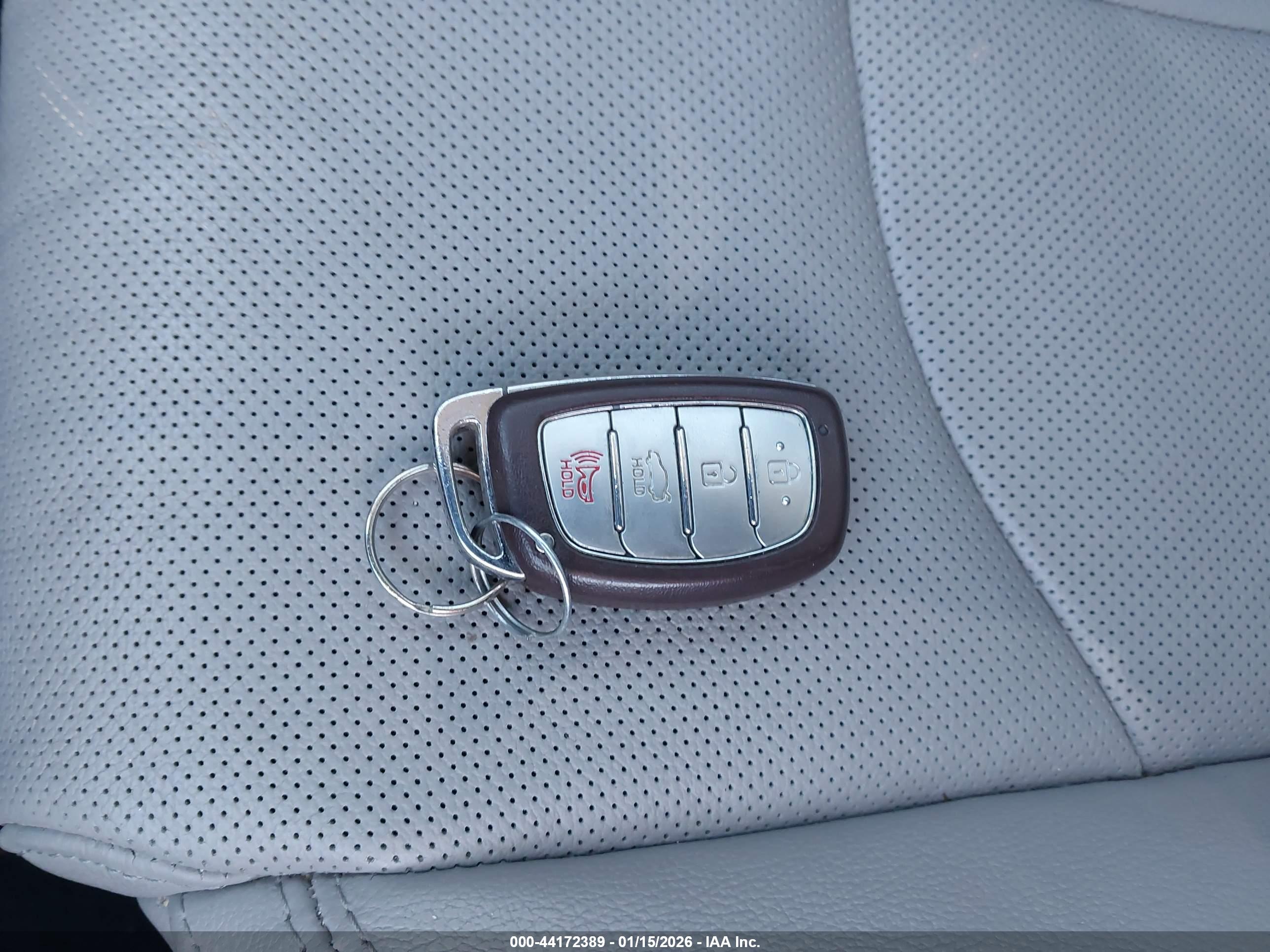 HYUNDAI SONATA image 11