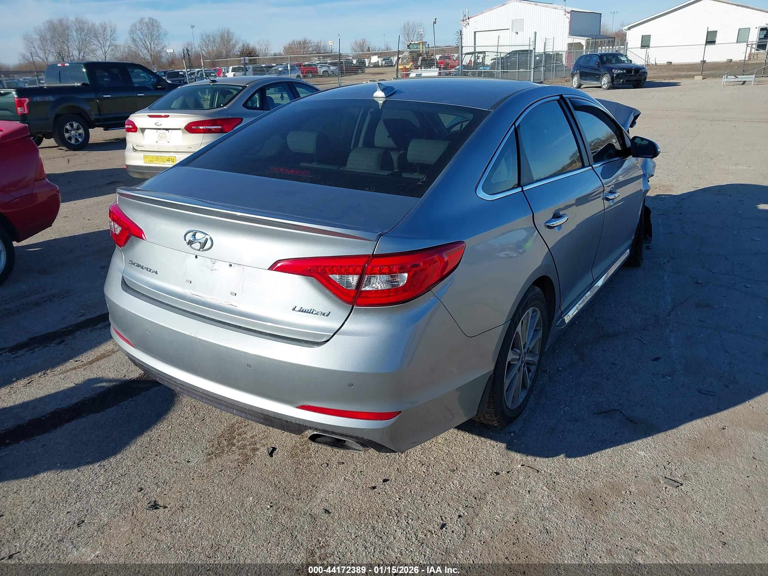HYUNDAI SONATA image 4