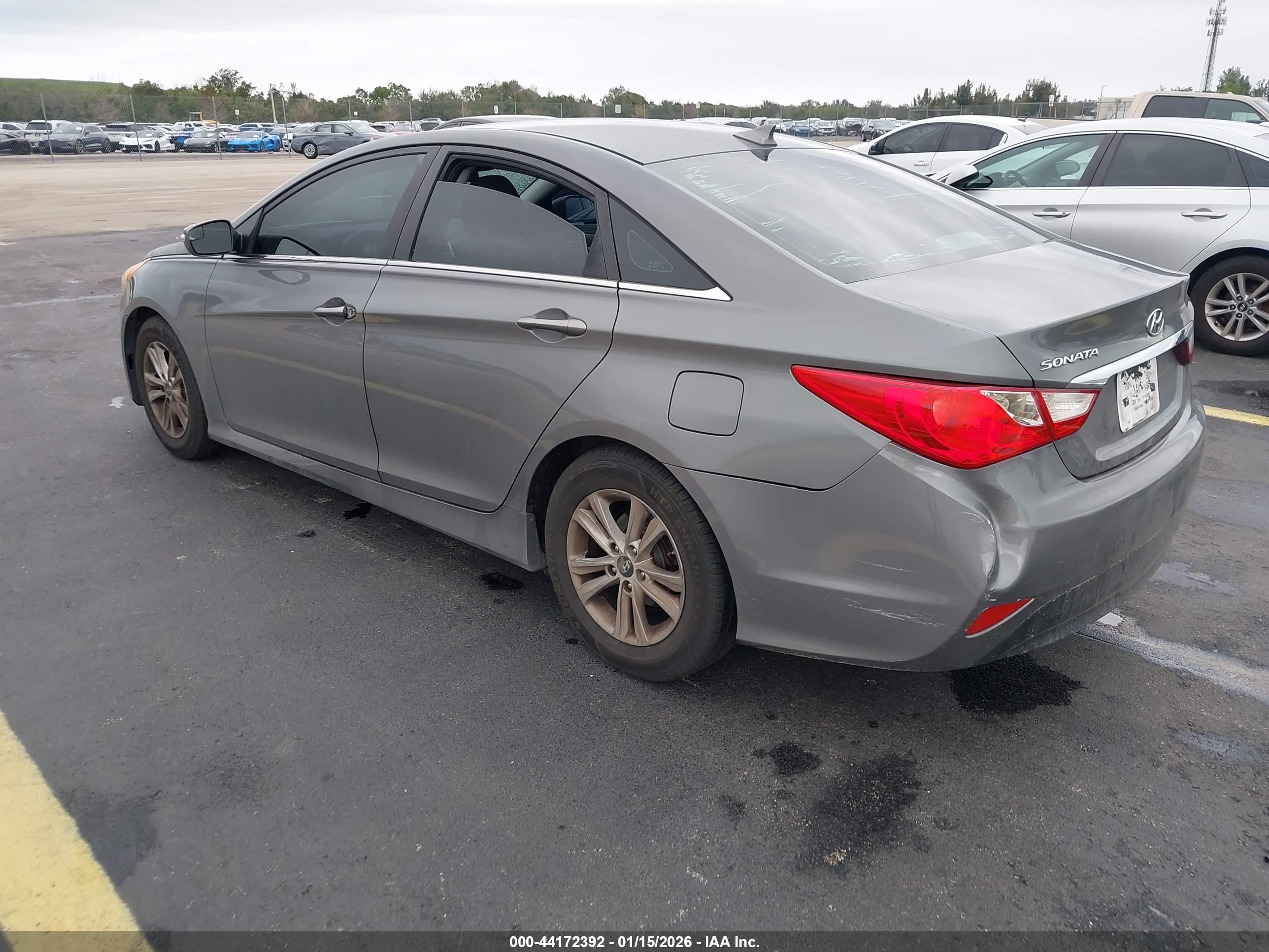 HYUNDAI SONATA image 3