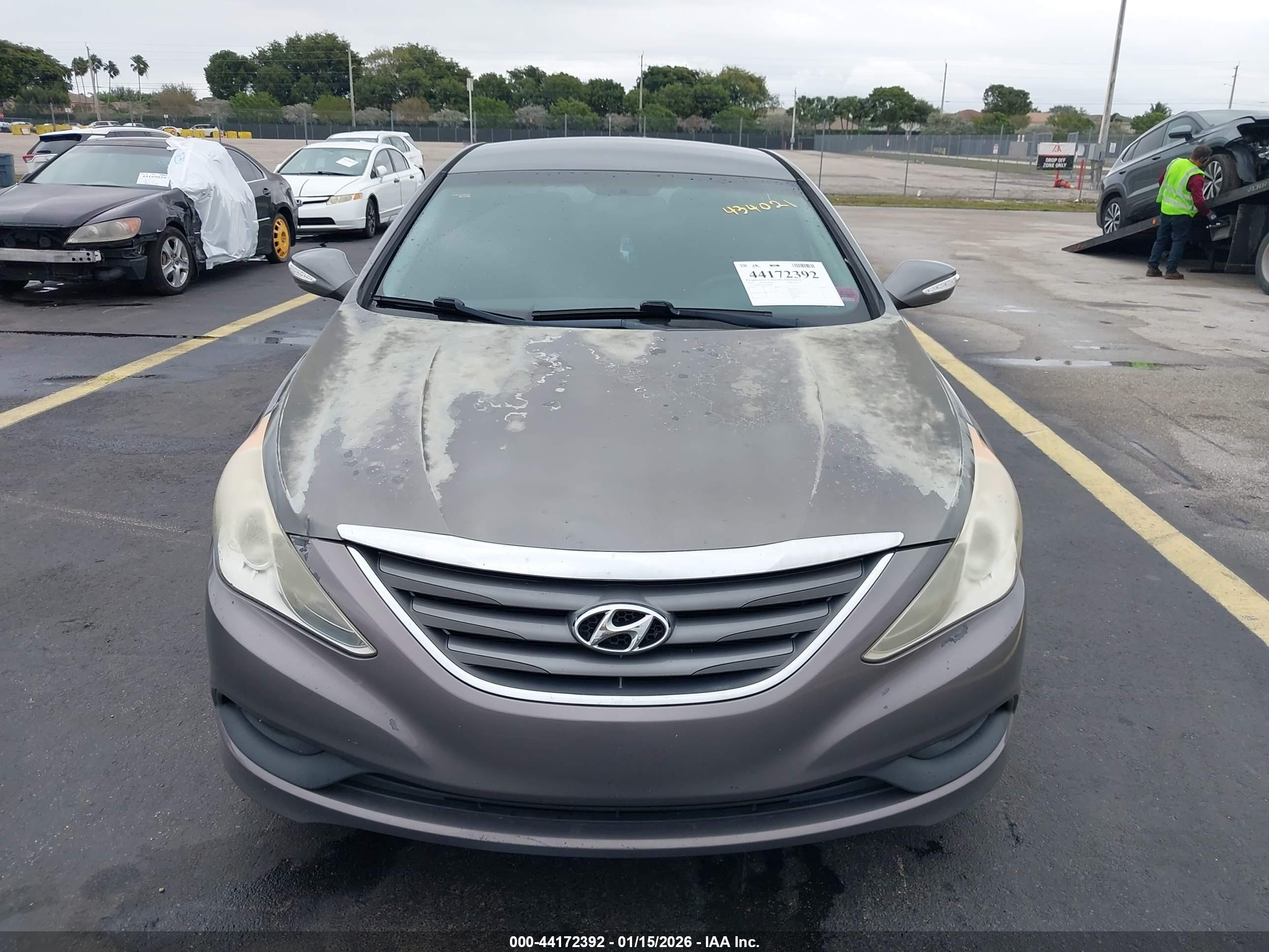 HYUNDAI SONATA image 6