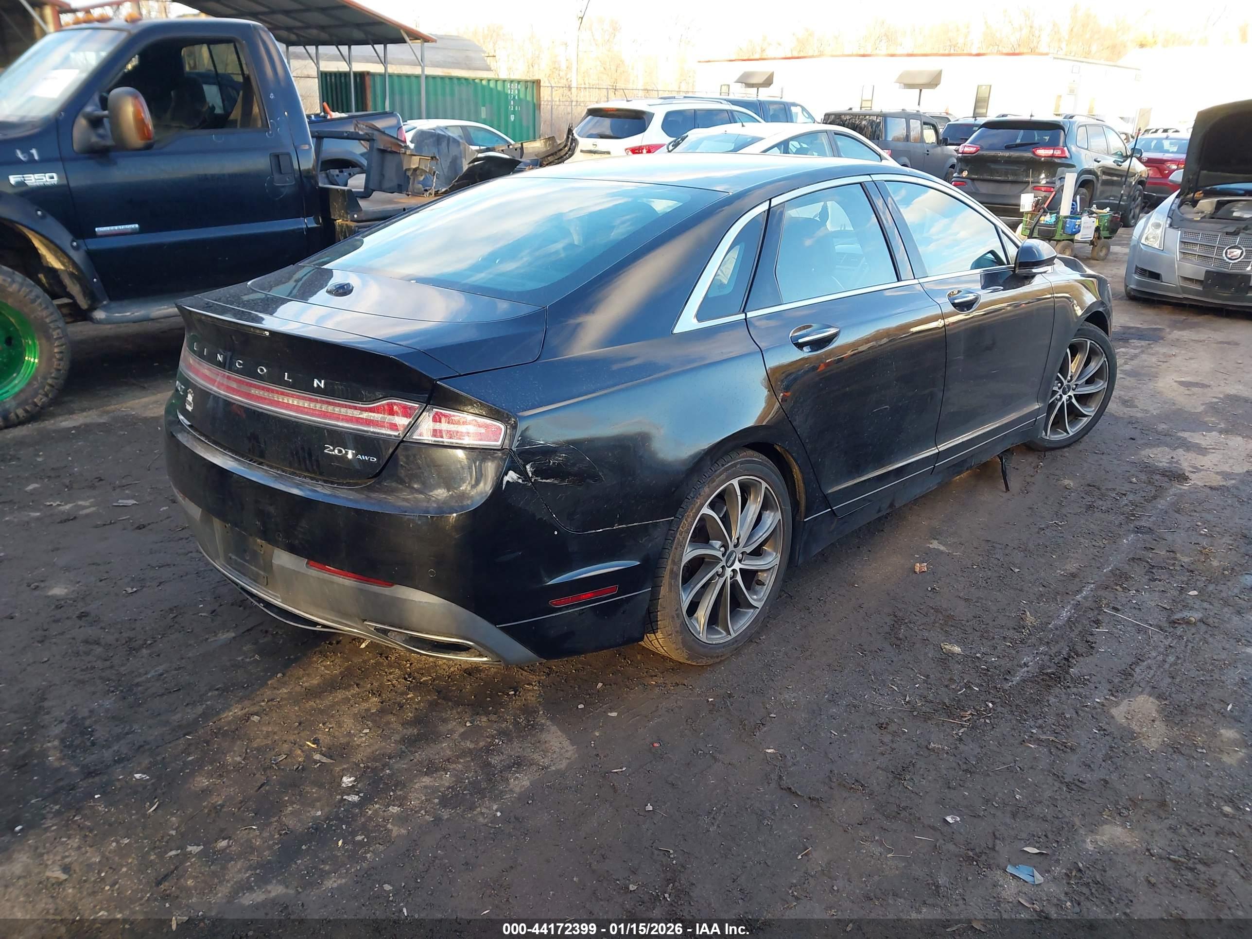 LINCOLN MKZ image 4