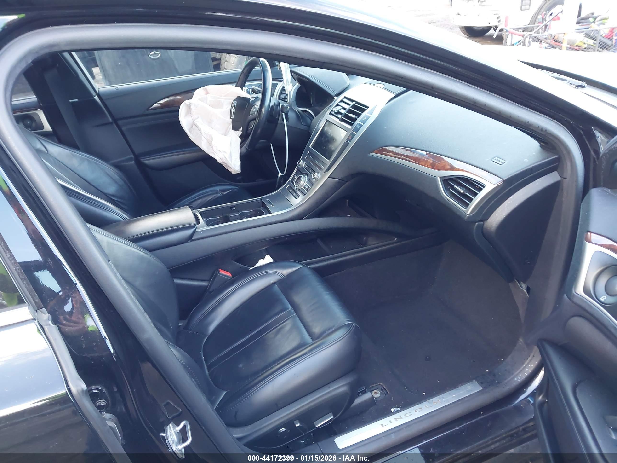 LINCOLN MKZ image 5