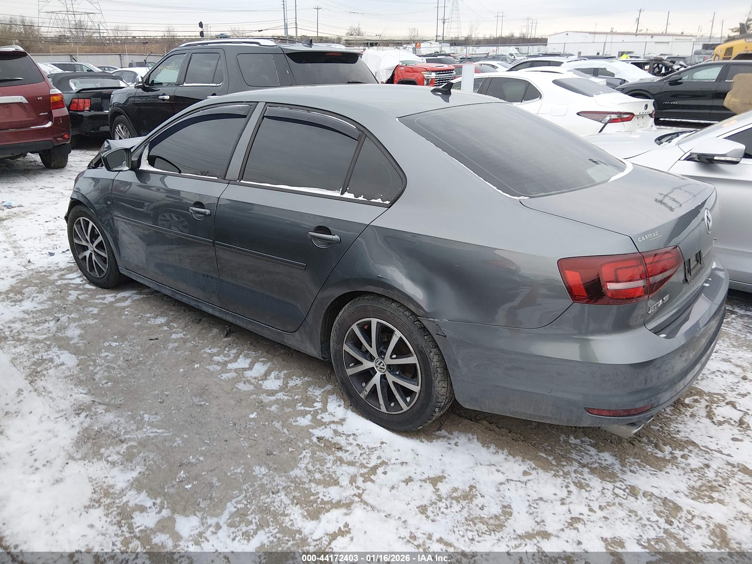VOLKSWAGEN JETTA image 3