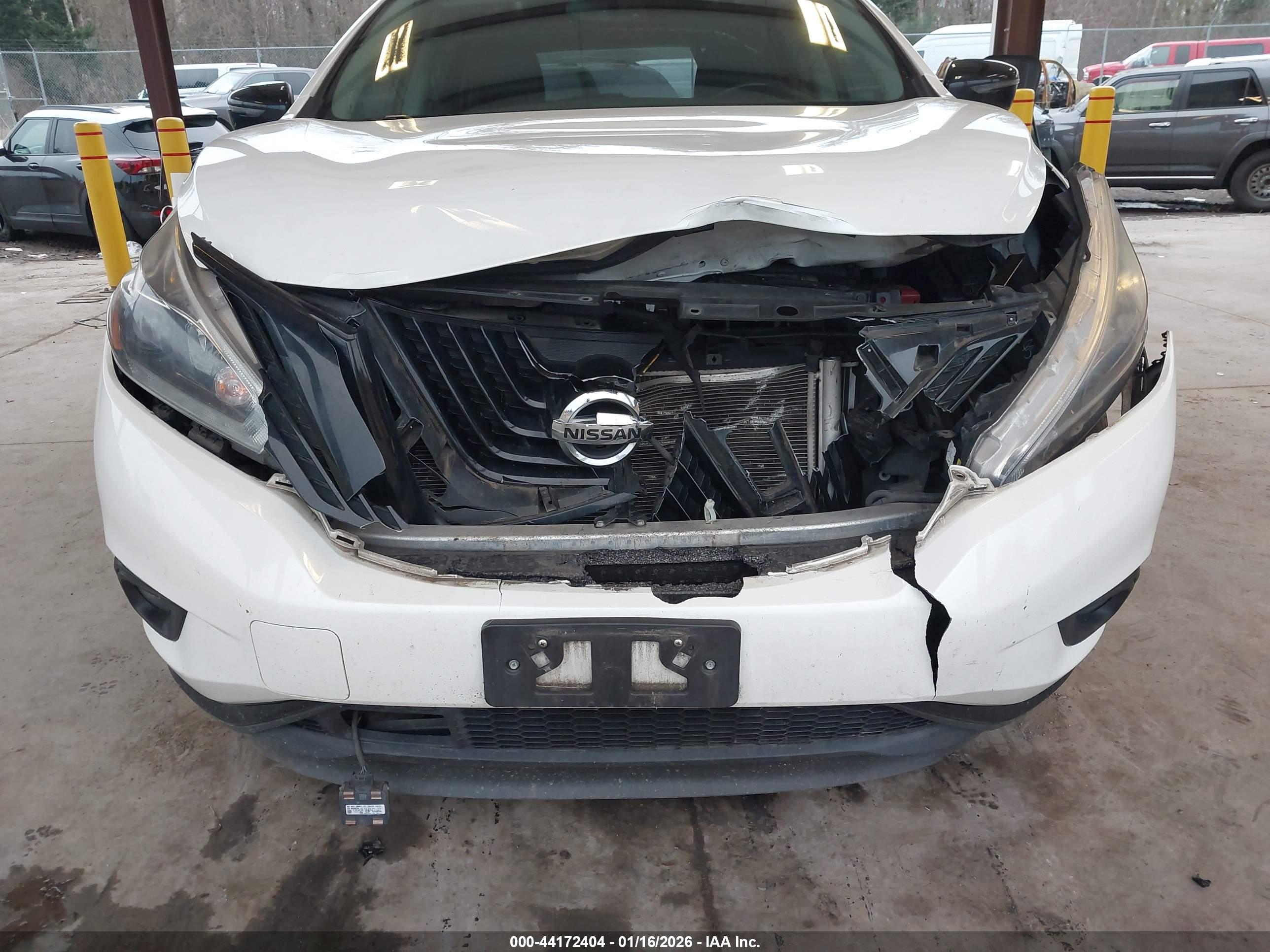 NISSAN MURANO image 6