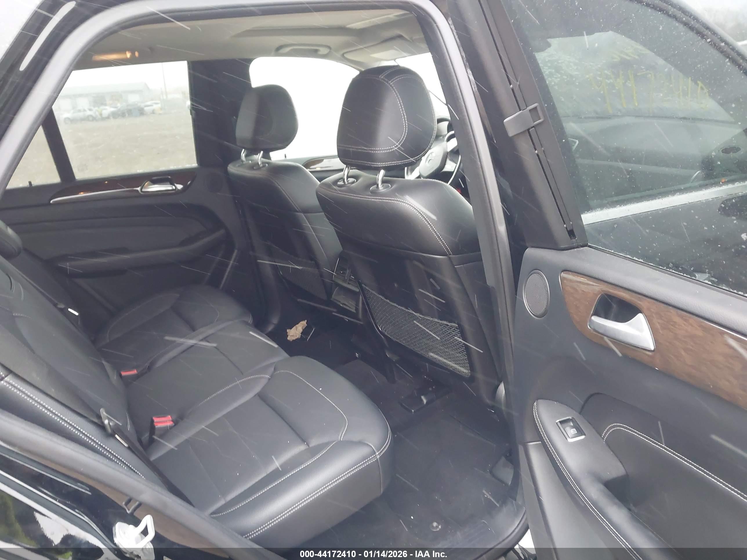 MERCEDES-BENZ ML image 8