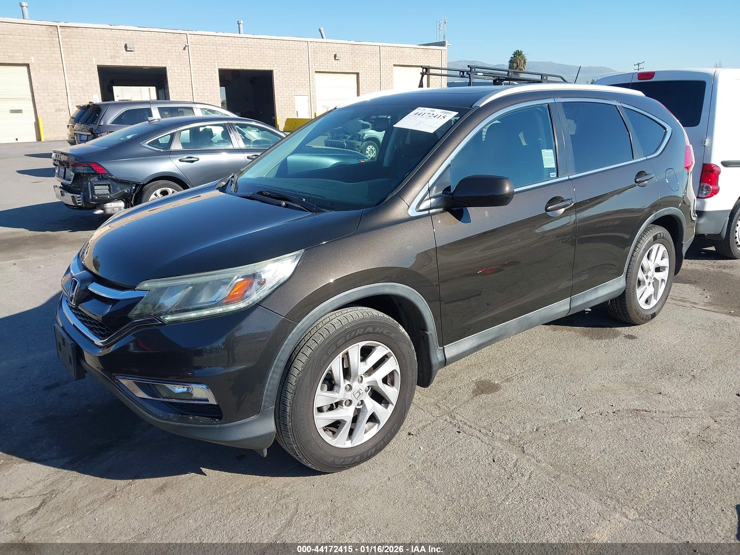 HONDA CR-V image 2
