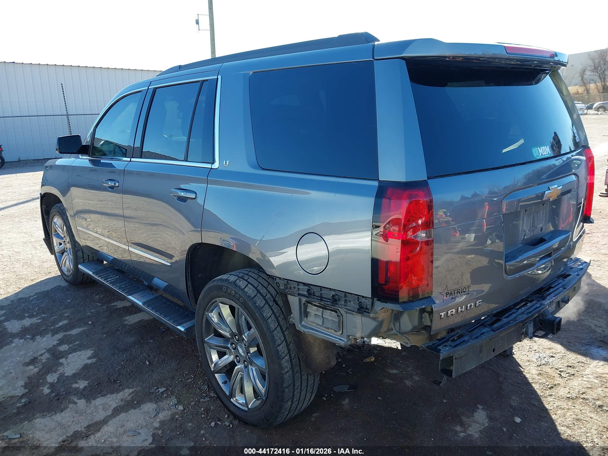 CHEVROLET TAHOE image 3