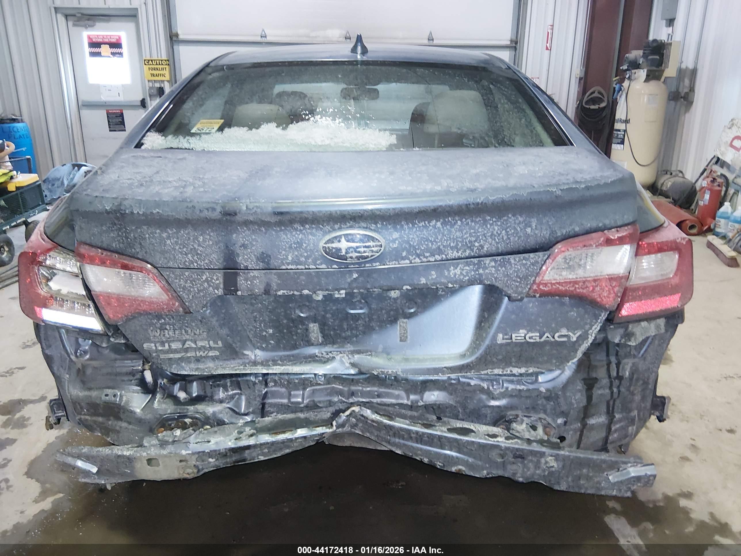 SUBARU LEGACY image 6