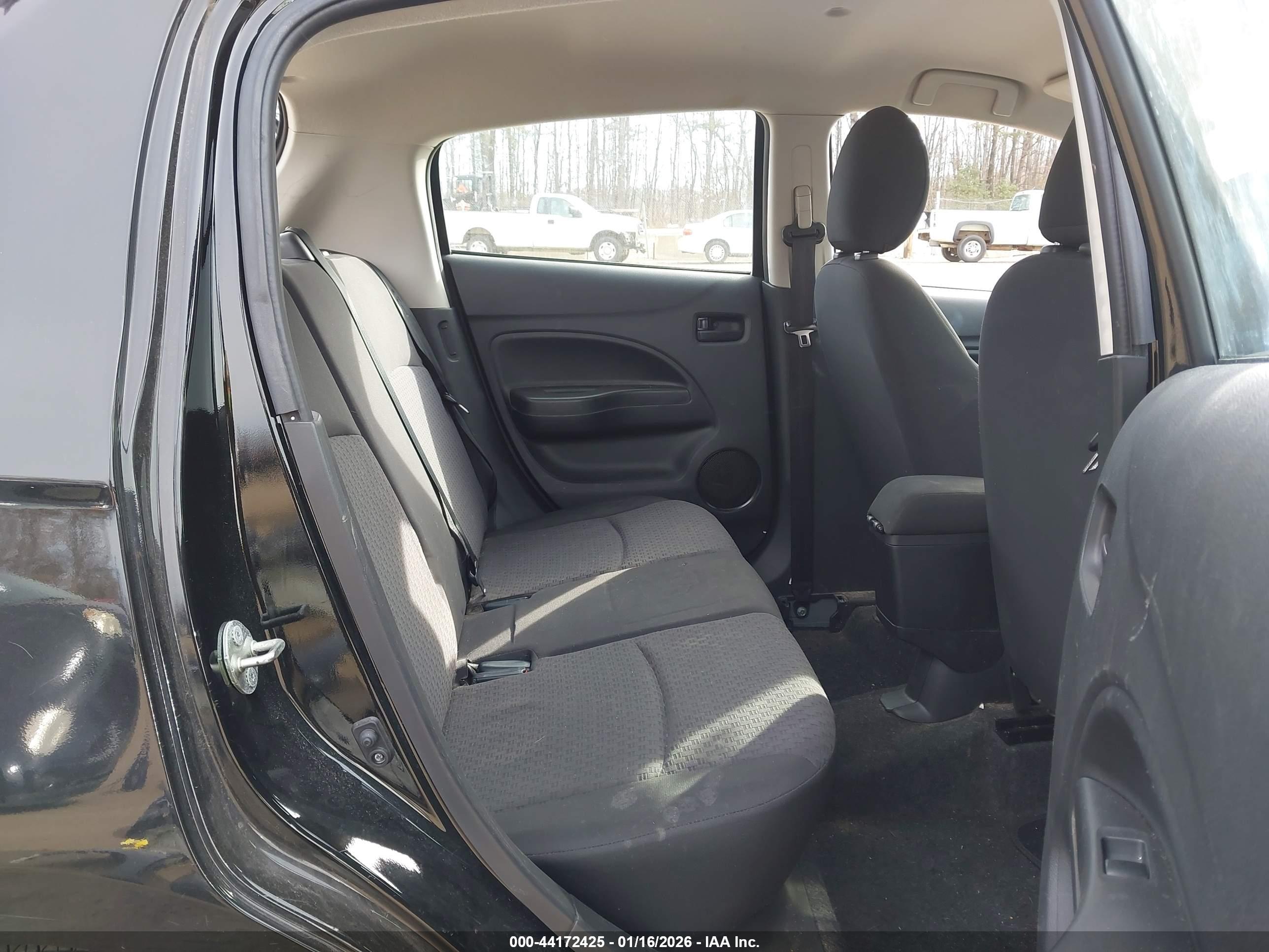 MITSUBISHI MIRAGE image 8