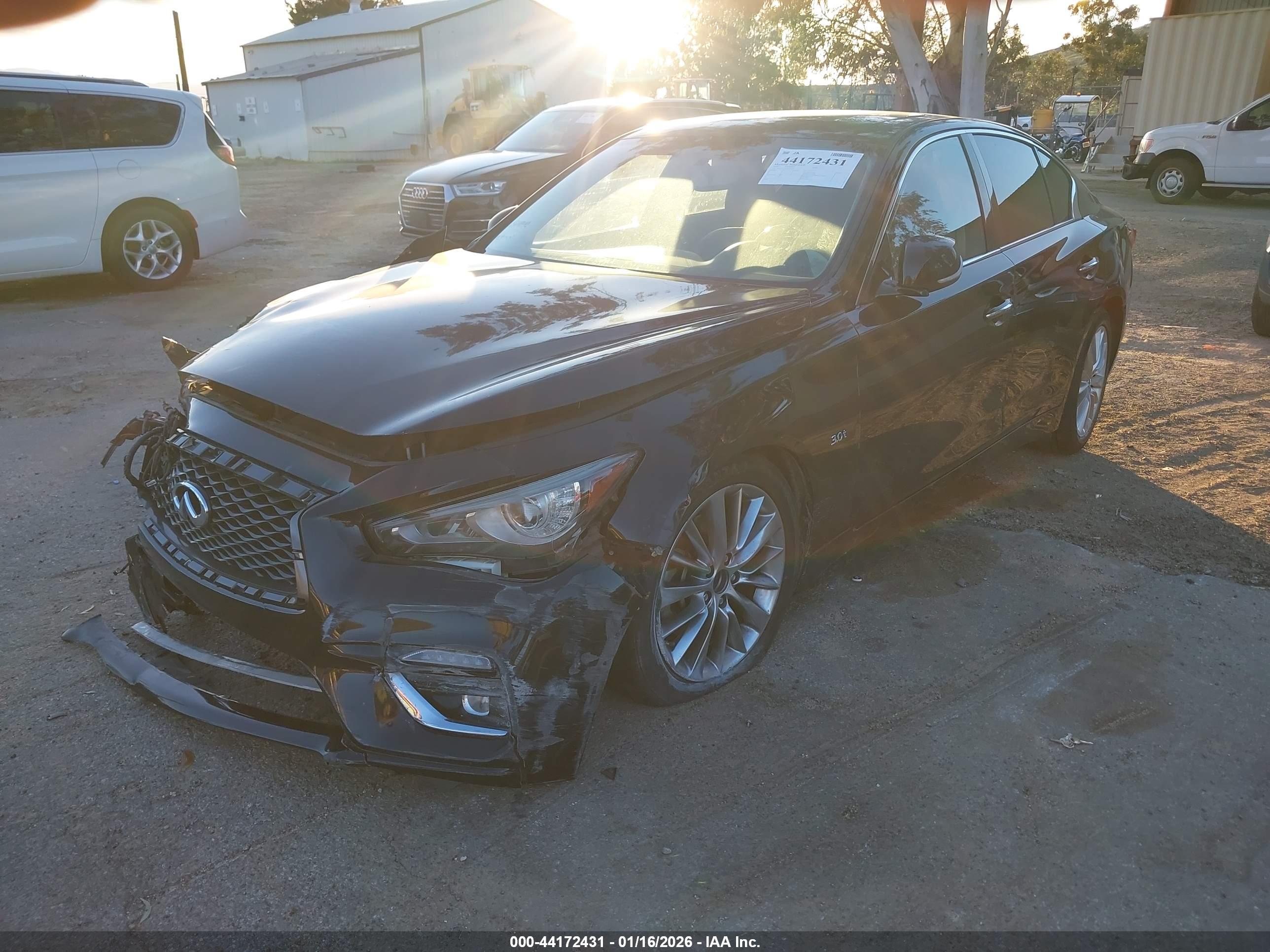 INFINITI Q50 image 2