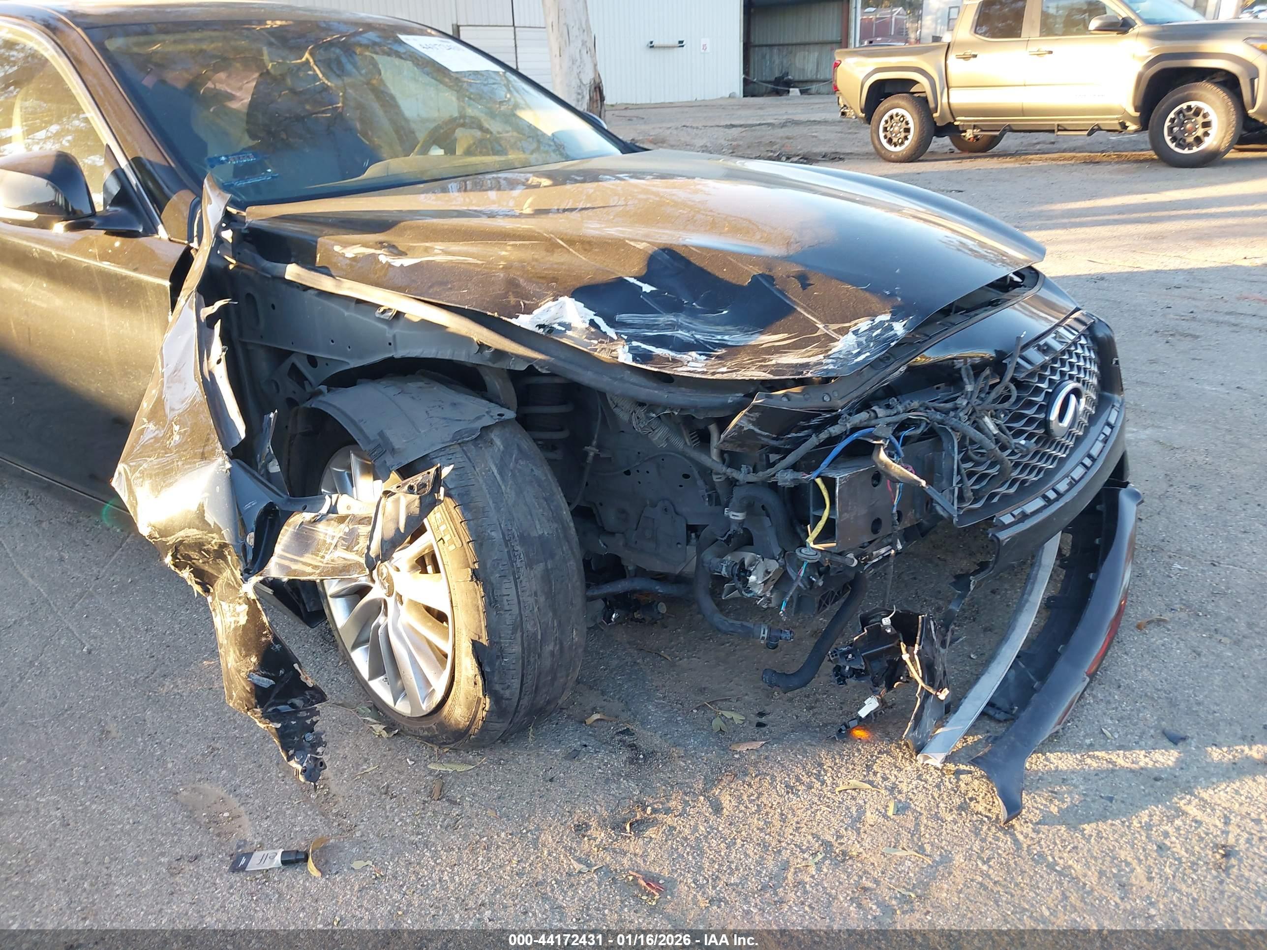 INFINITI Q50 image 6