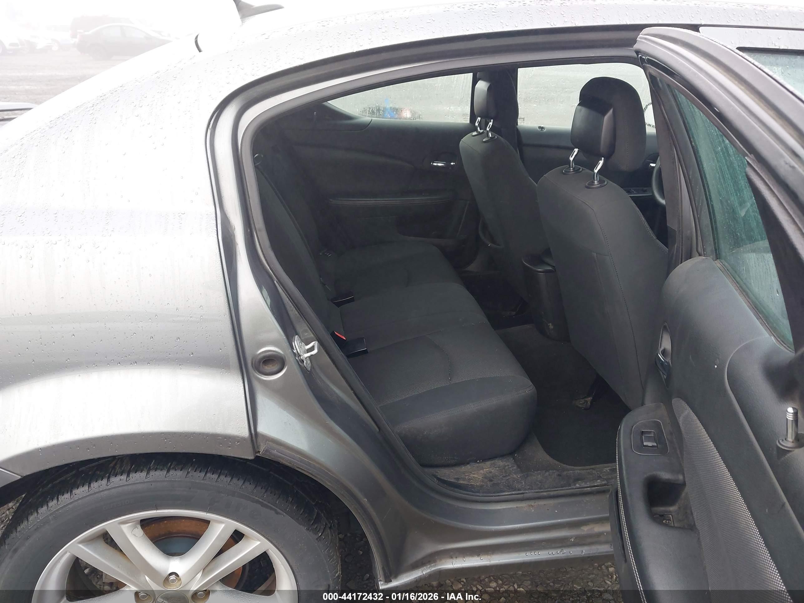 DODGE AVENGER image 8