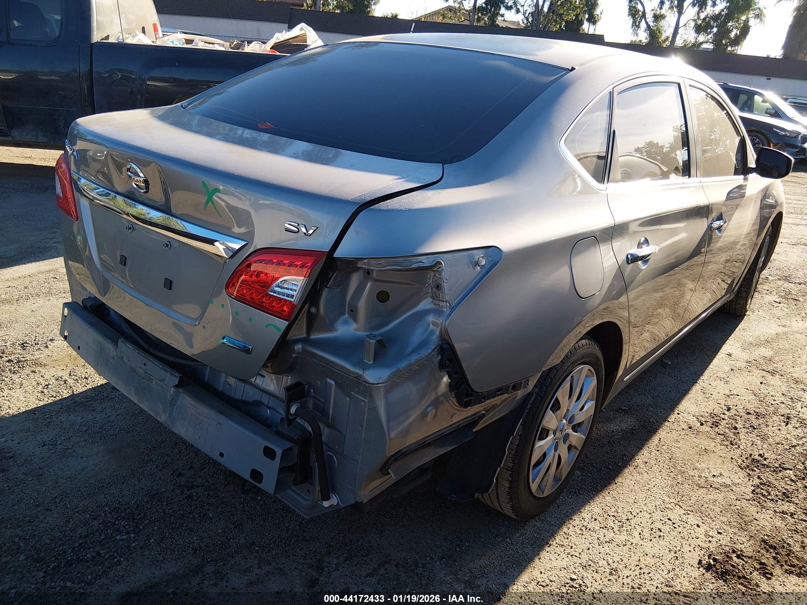 NISSAN SENTRA image 4