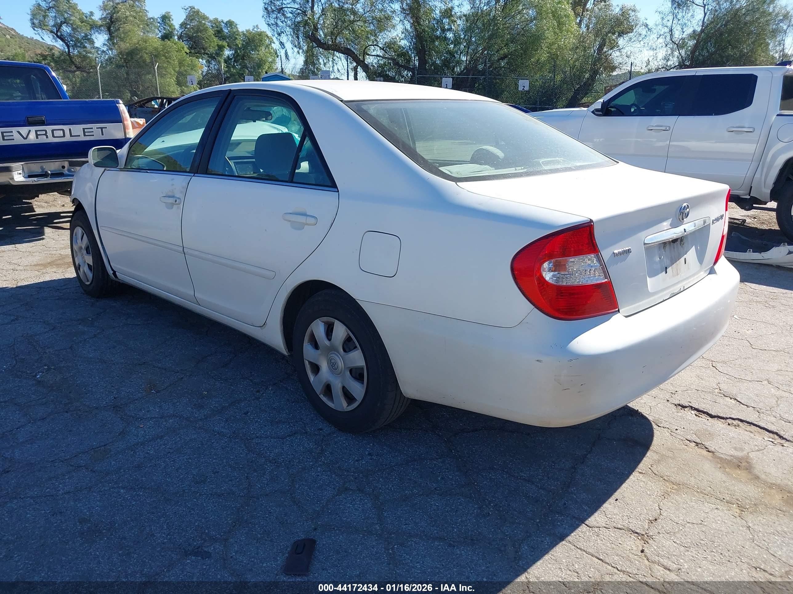 TOYOTA CAMRY image 3