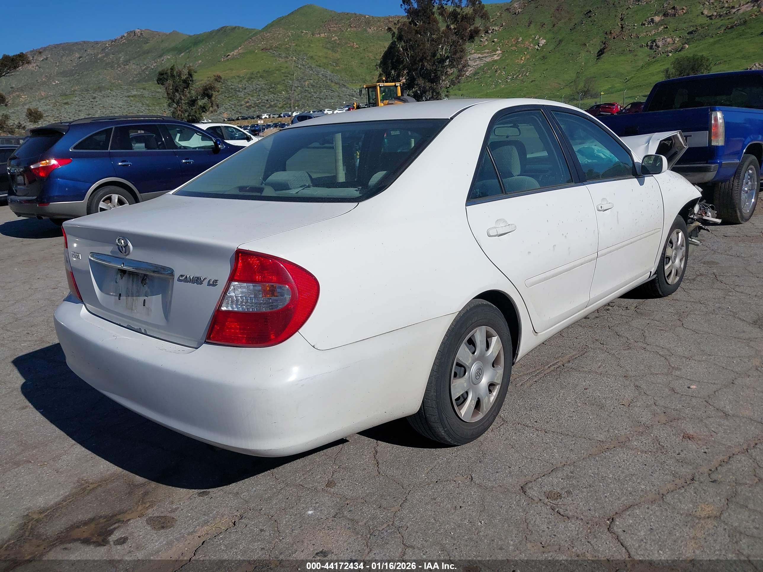 TOYOTA CAMRY image 4