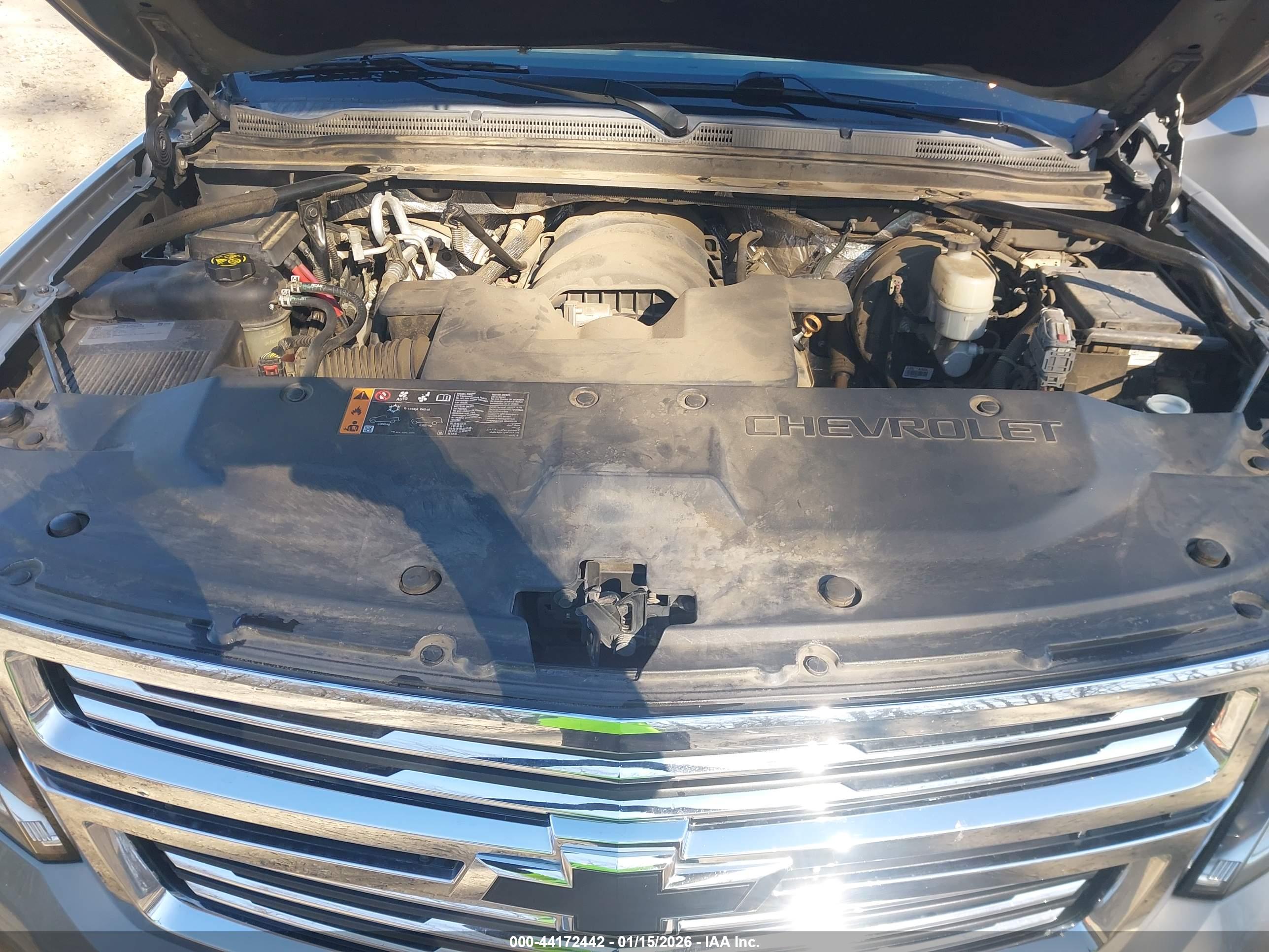 CHEVROLET SUBURBAN image 10