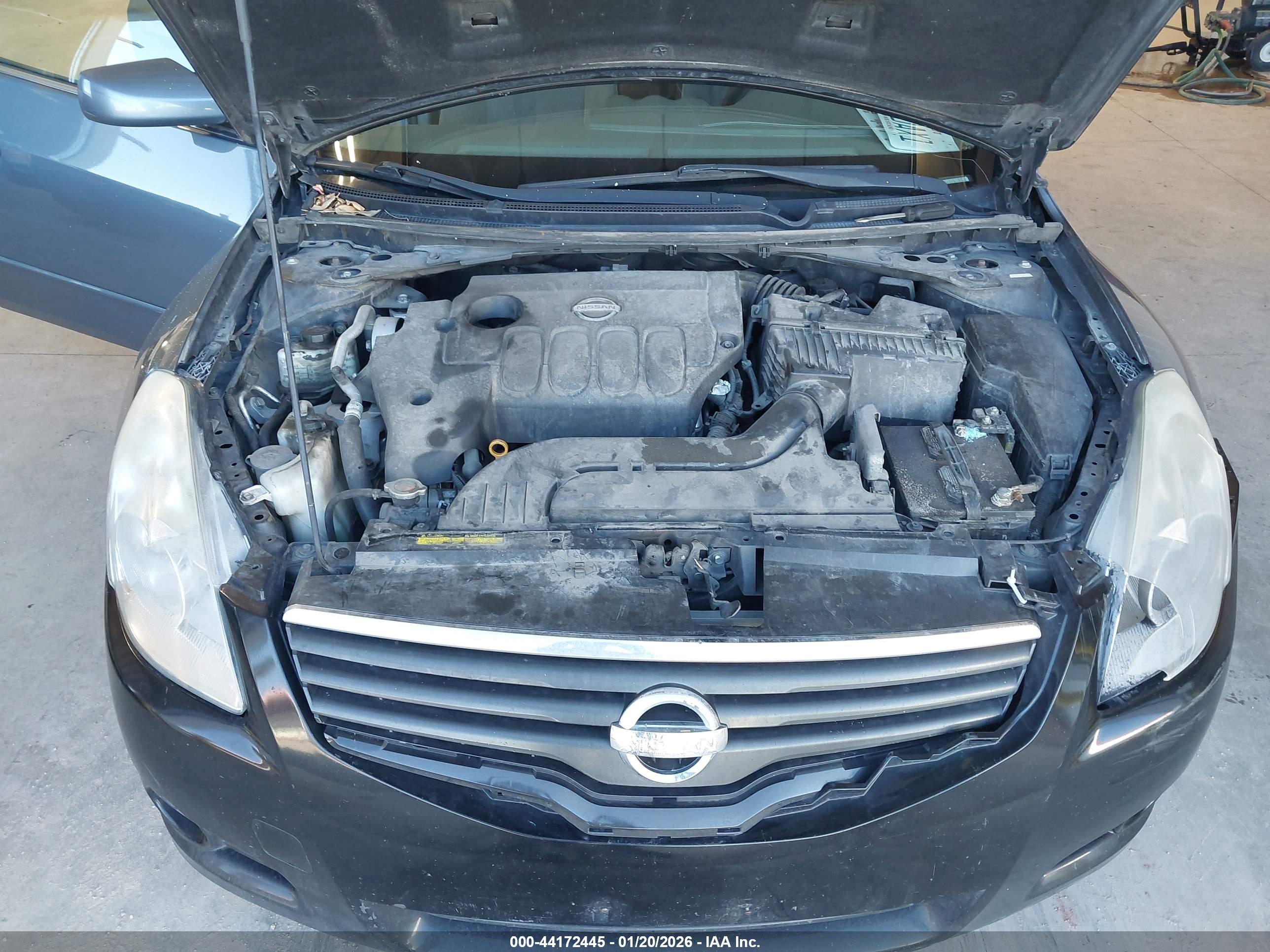 NISSAN ALTIMA image 10