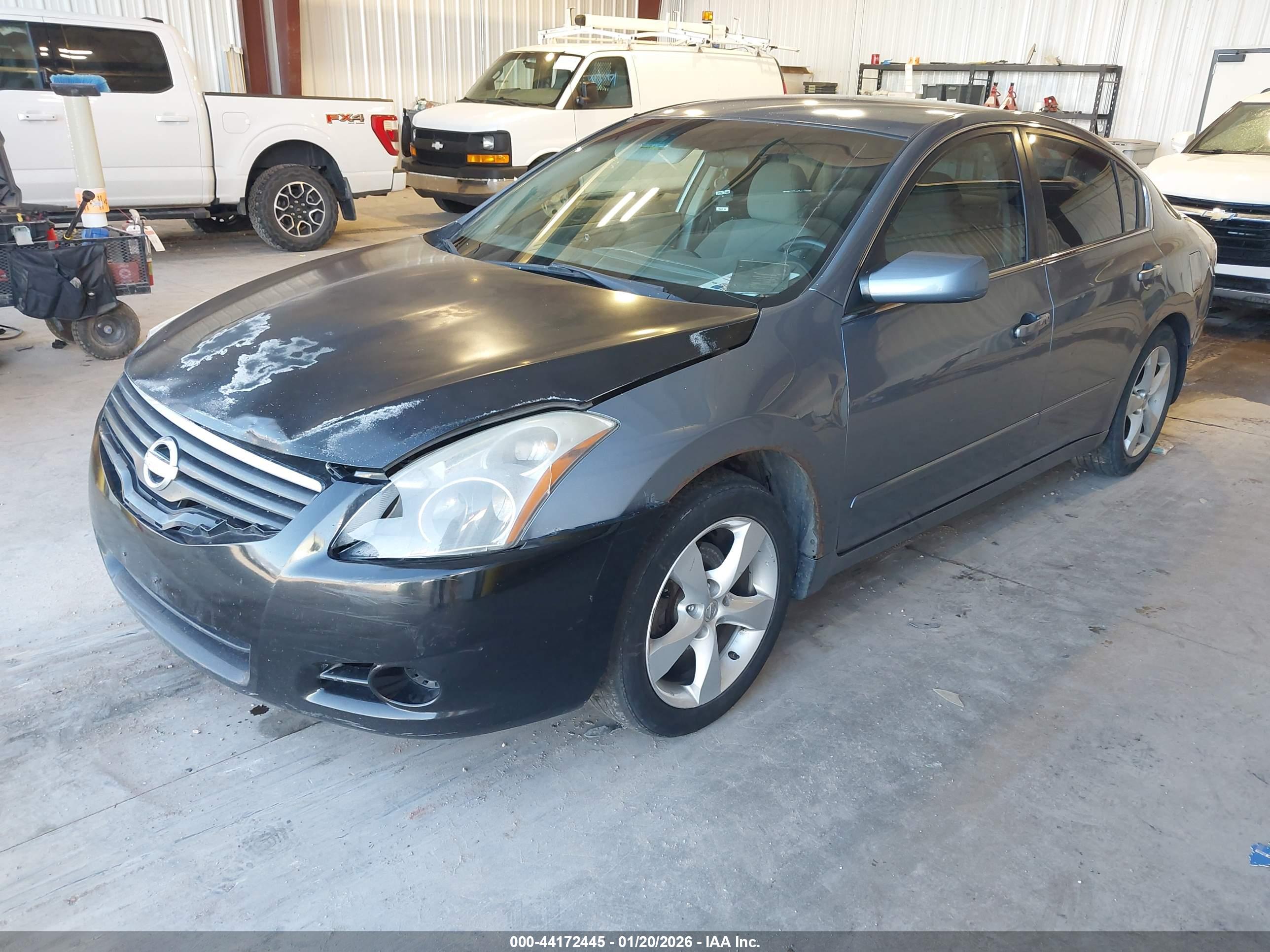 NISSAN ALTIMA image 2