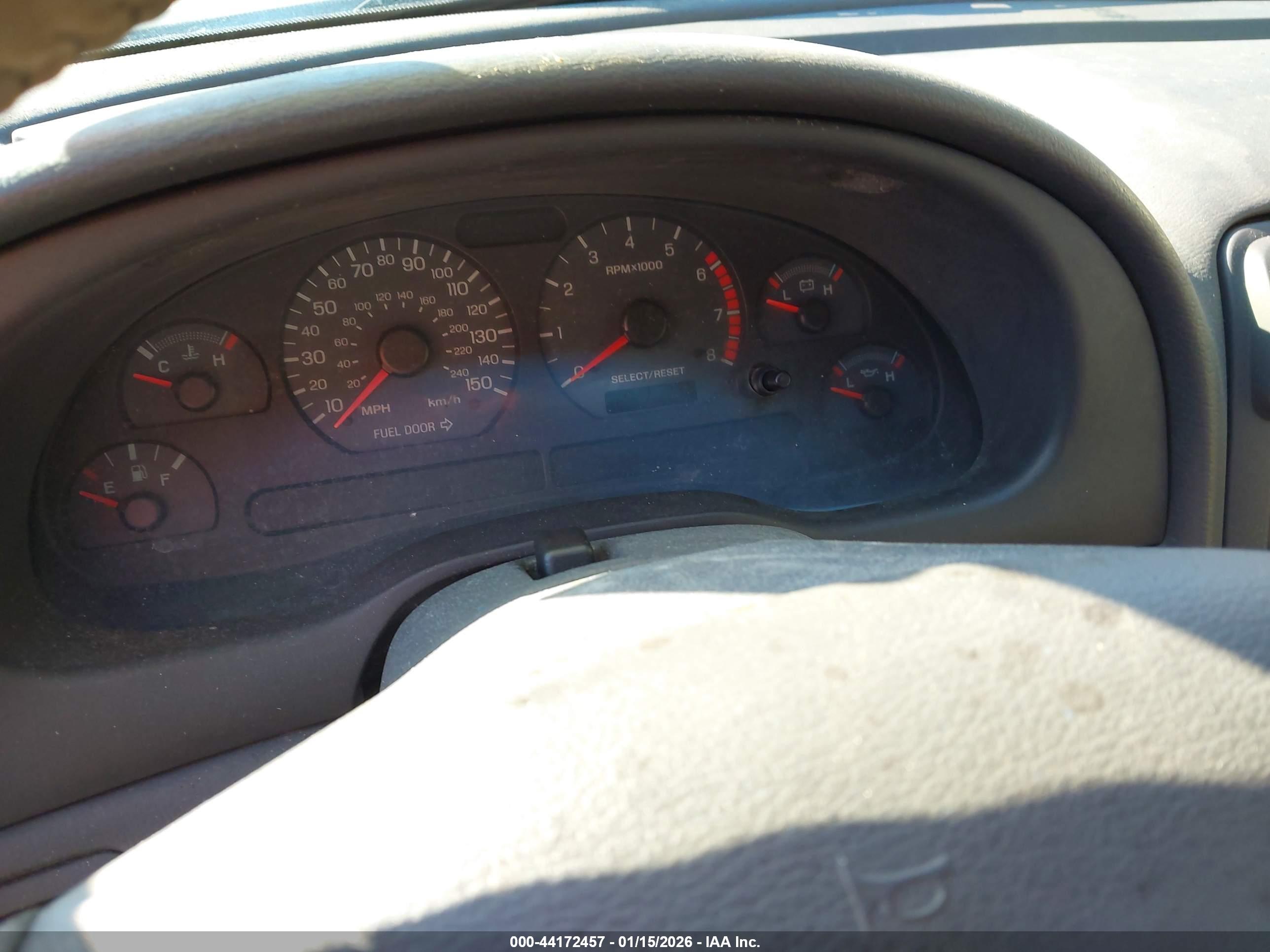 FORD MUSTANG image 7