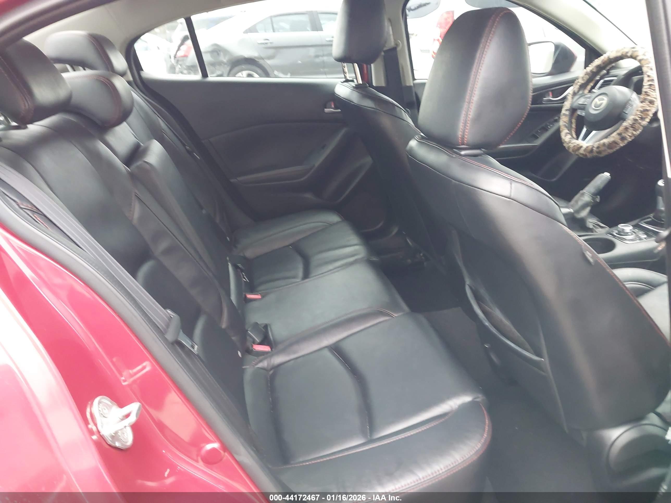 MAZDA MAZDA3 image 8