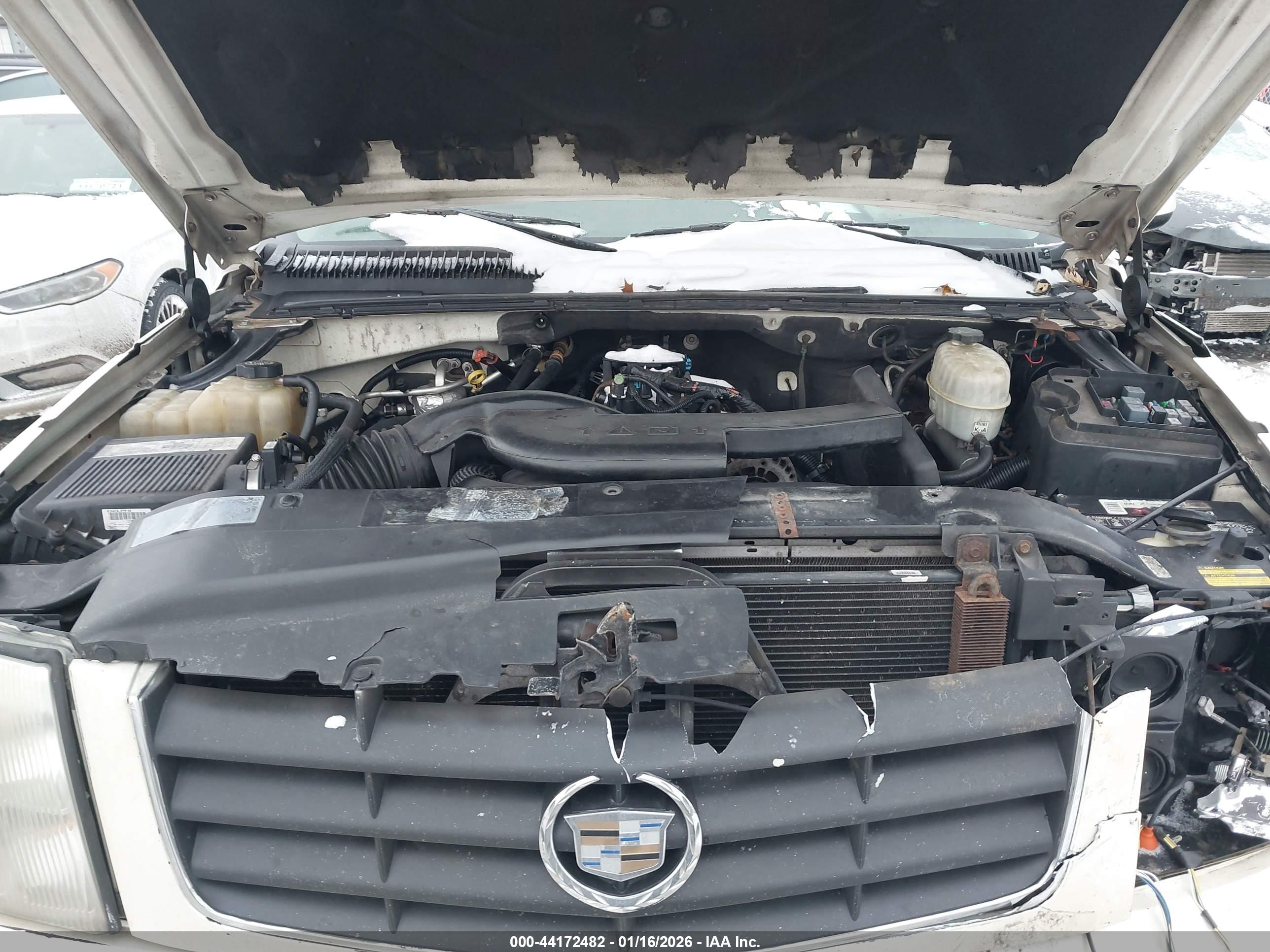 CADILLAC ESCALADE image 10
