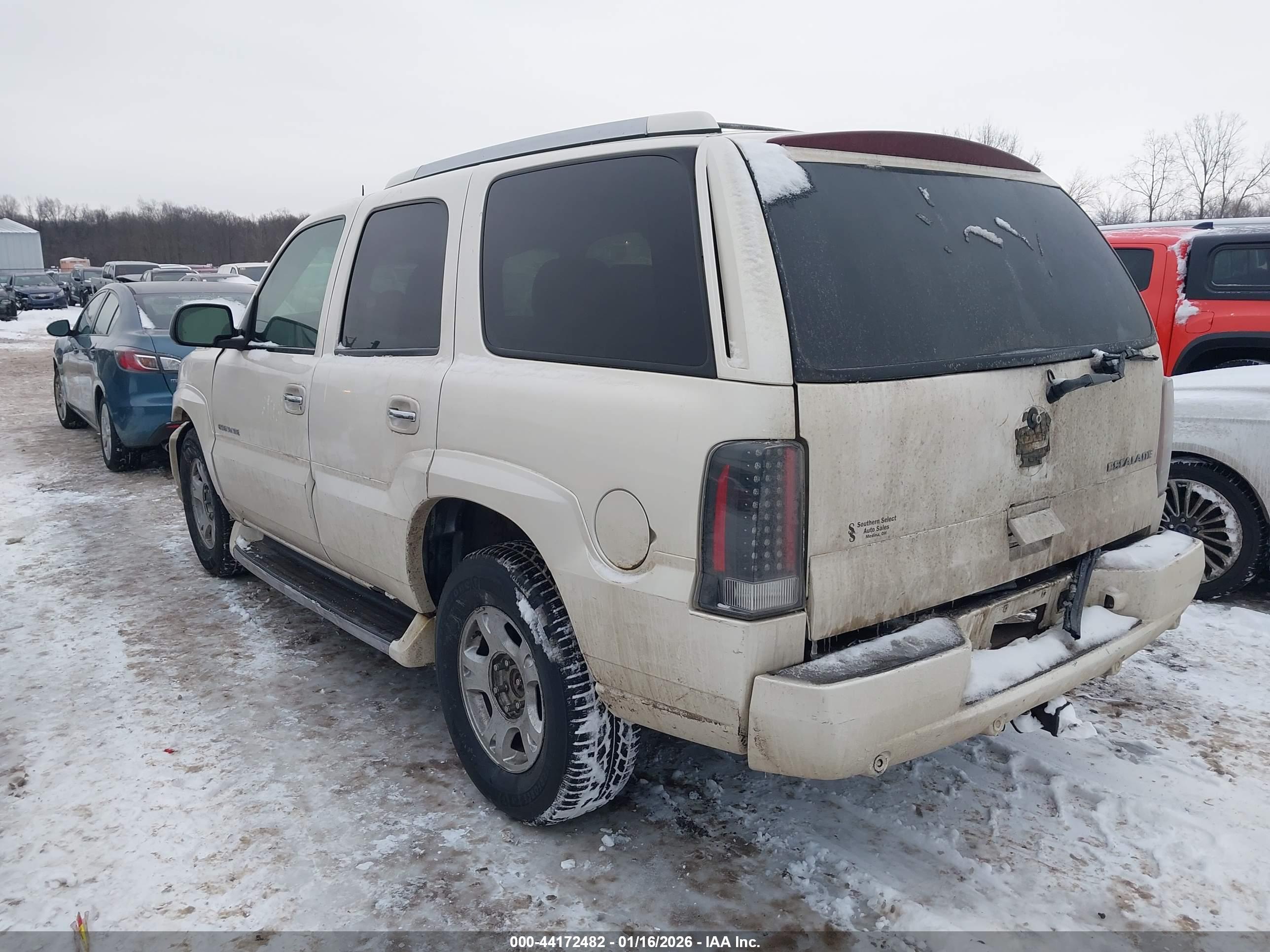 CADILLAC ESCALADE image 3