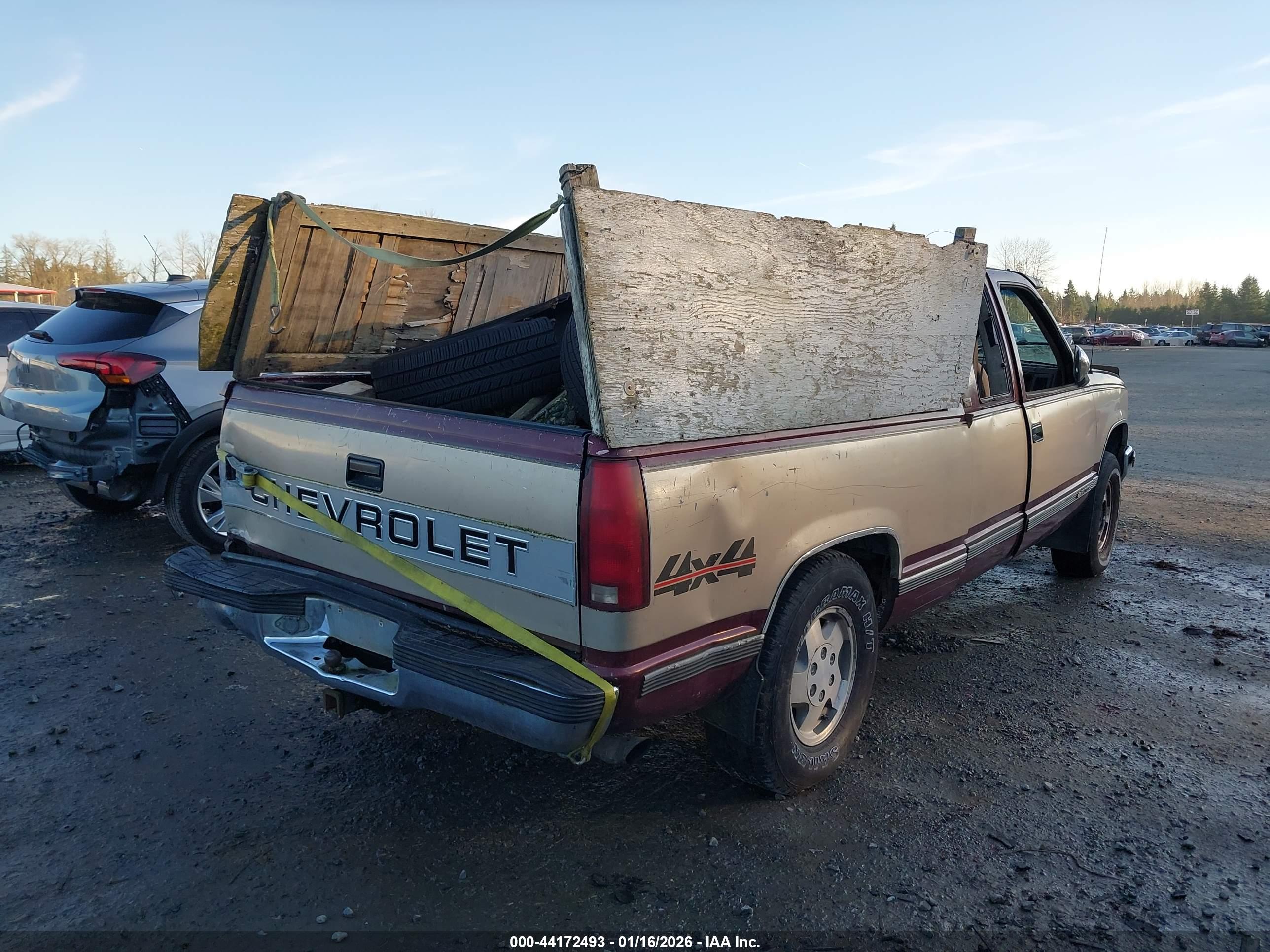 CHEVROLET GMT-400 image 4