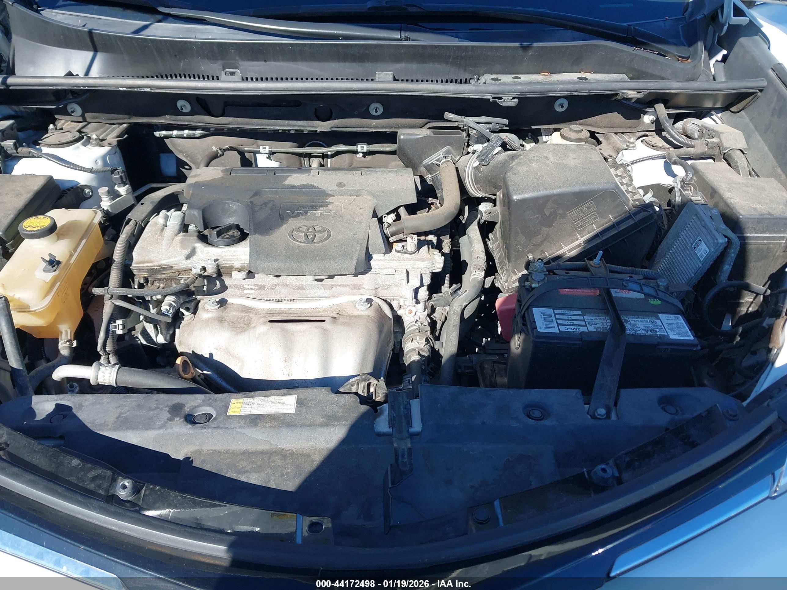 TOYOTA RAV4 image 10