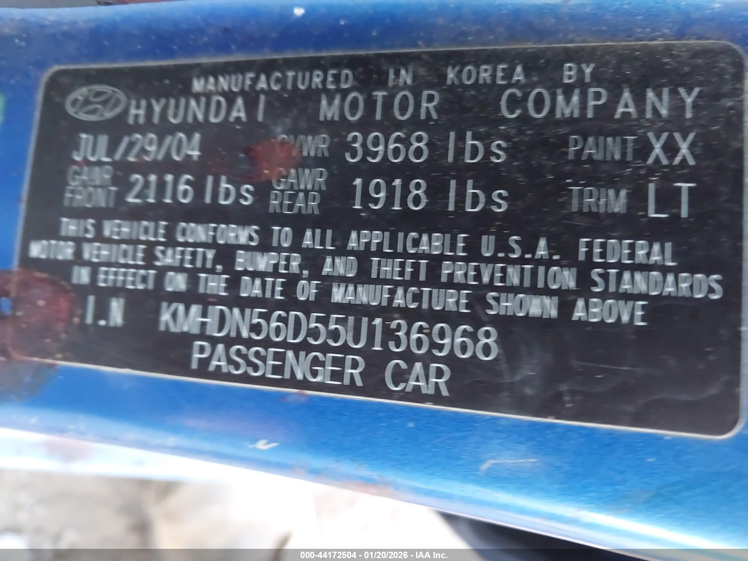 HYUNDAI ELANTRA image 9