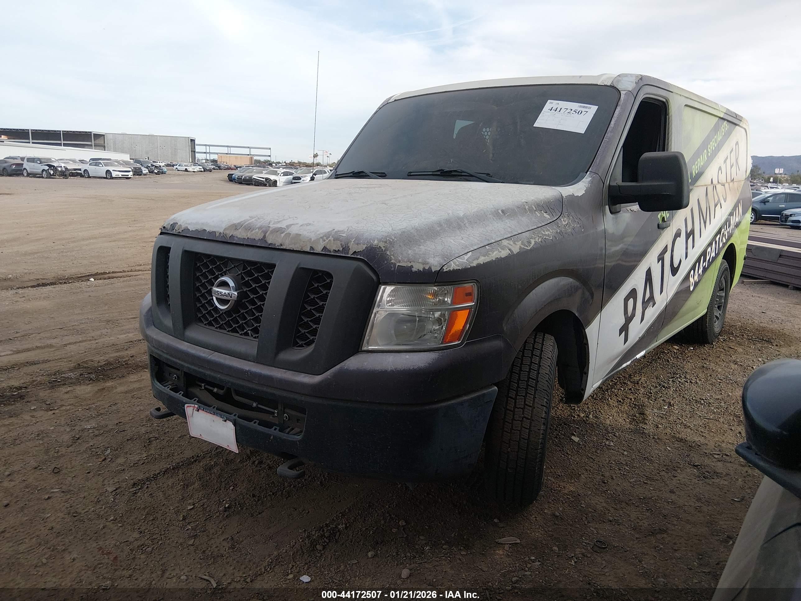 NISSAN NV image 2