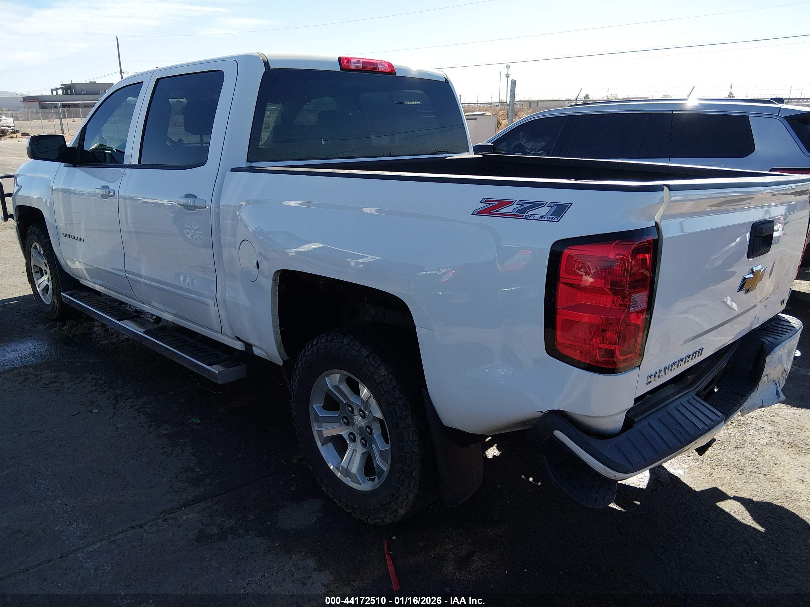 CHEVROLET SILVERADO image 3