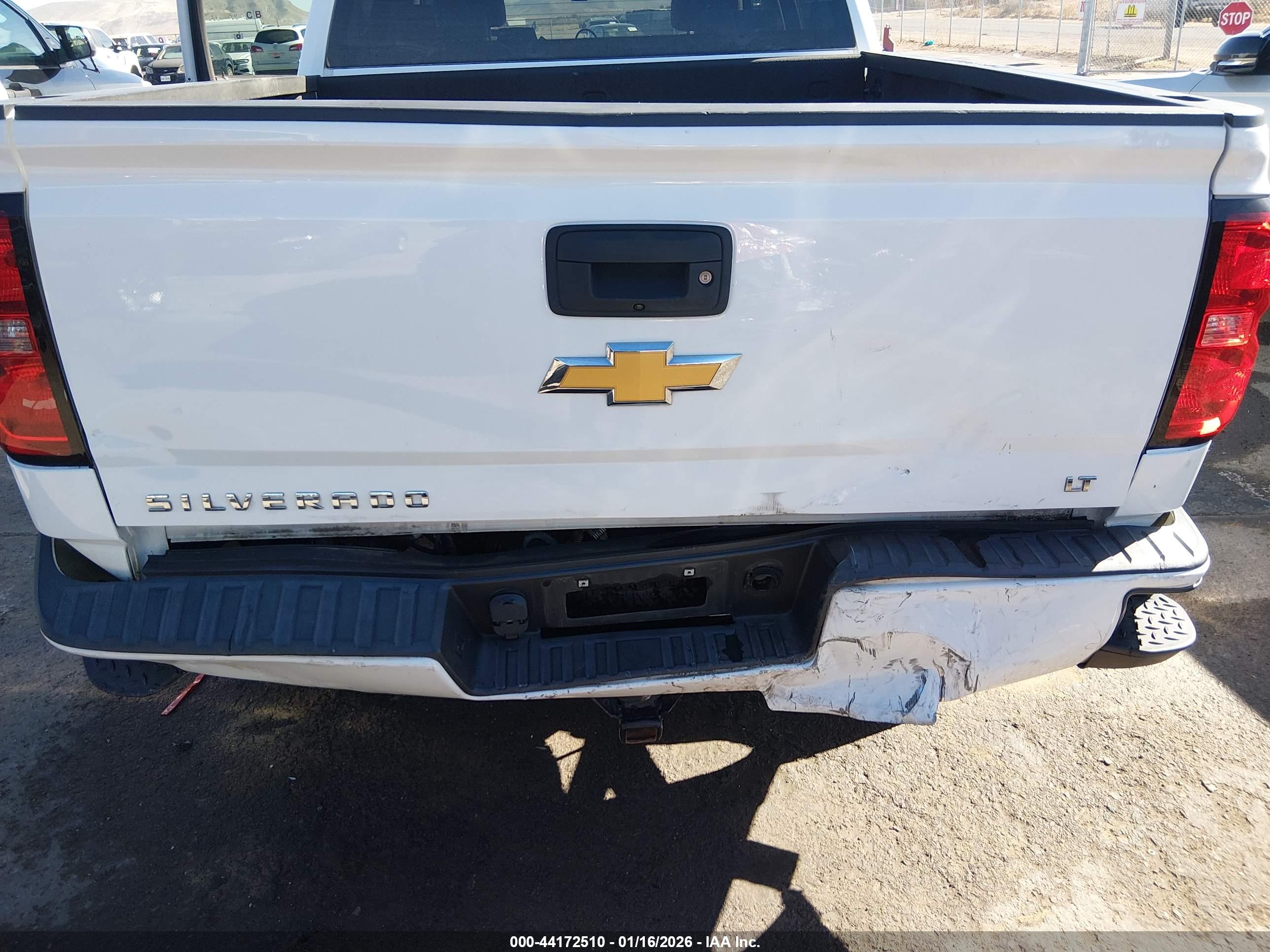 CHEVROLET SILVERADO image 6