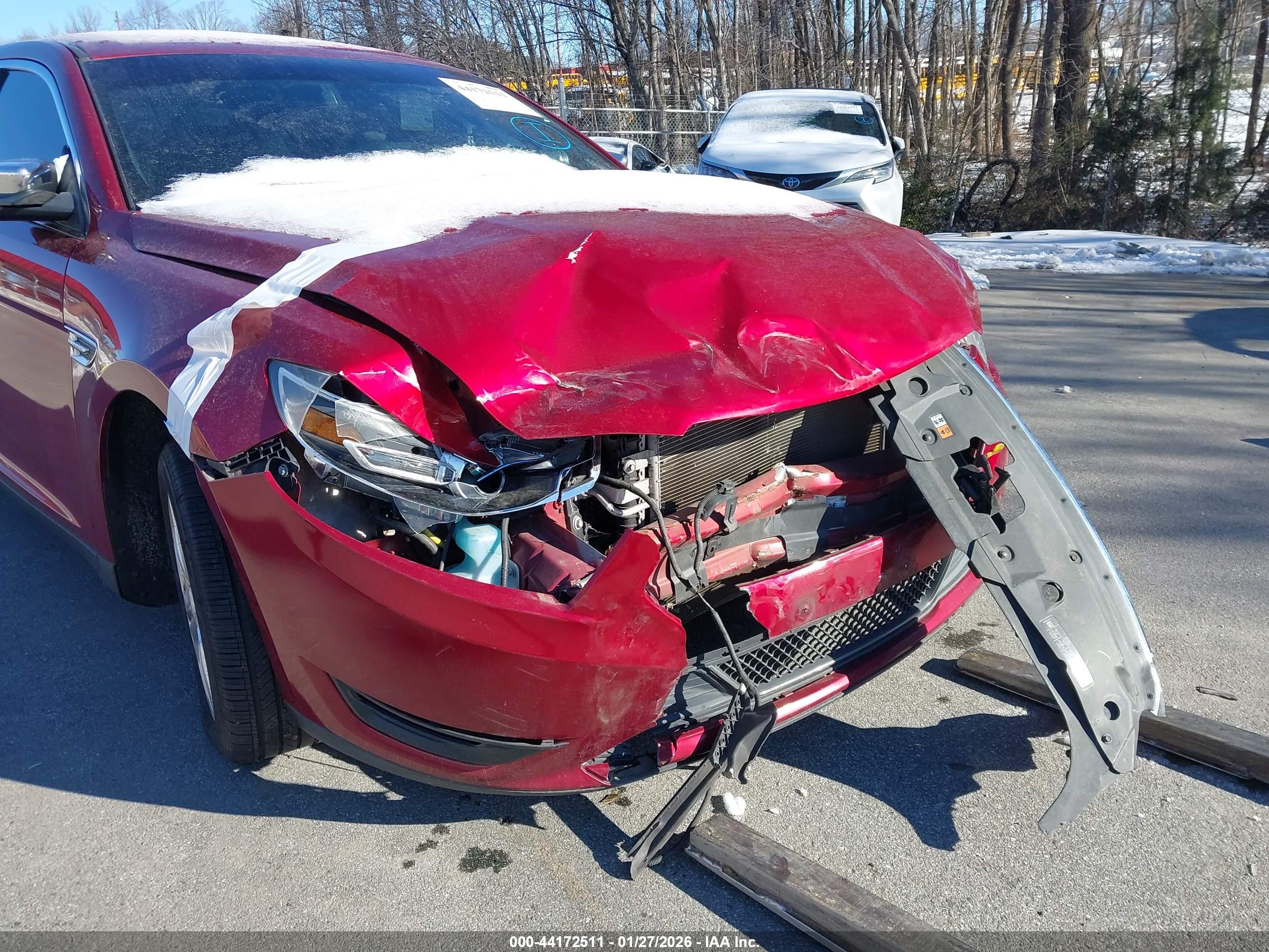 FORD TAURUS image 6