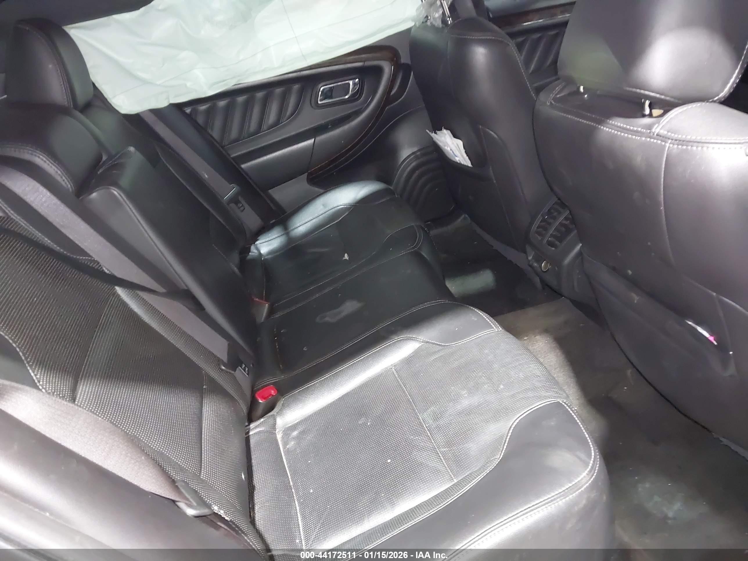FORD TAURUS image 8