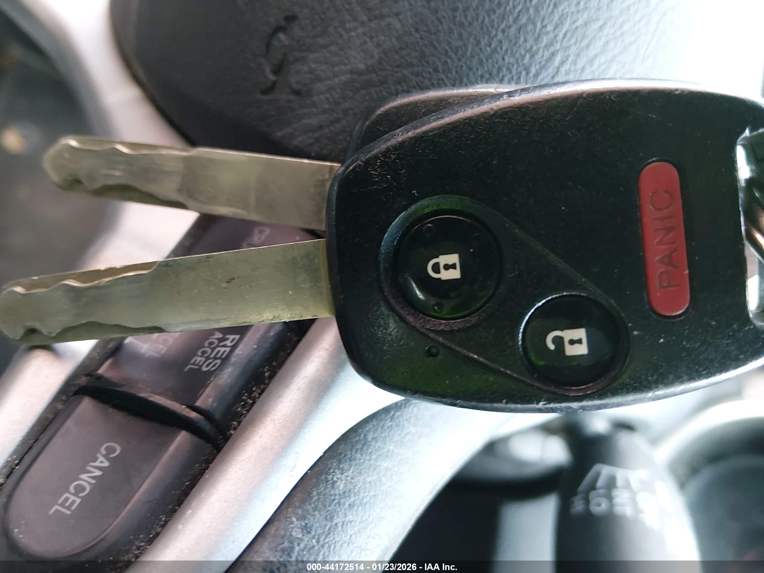 HONDA FIT image 11