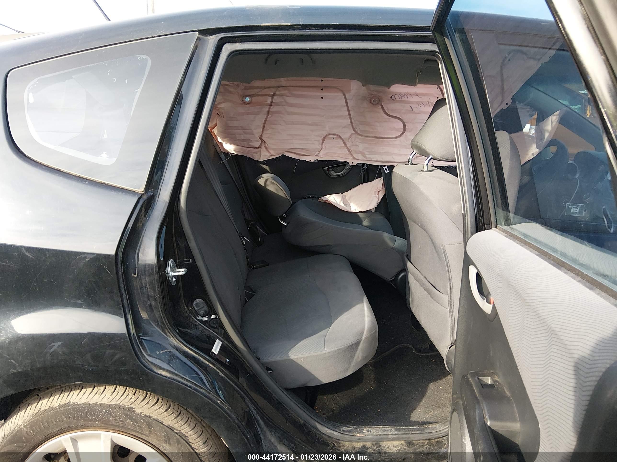 HONDA FIT image 8