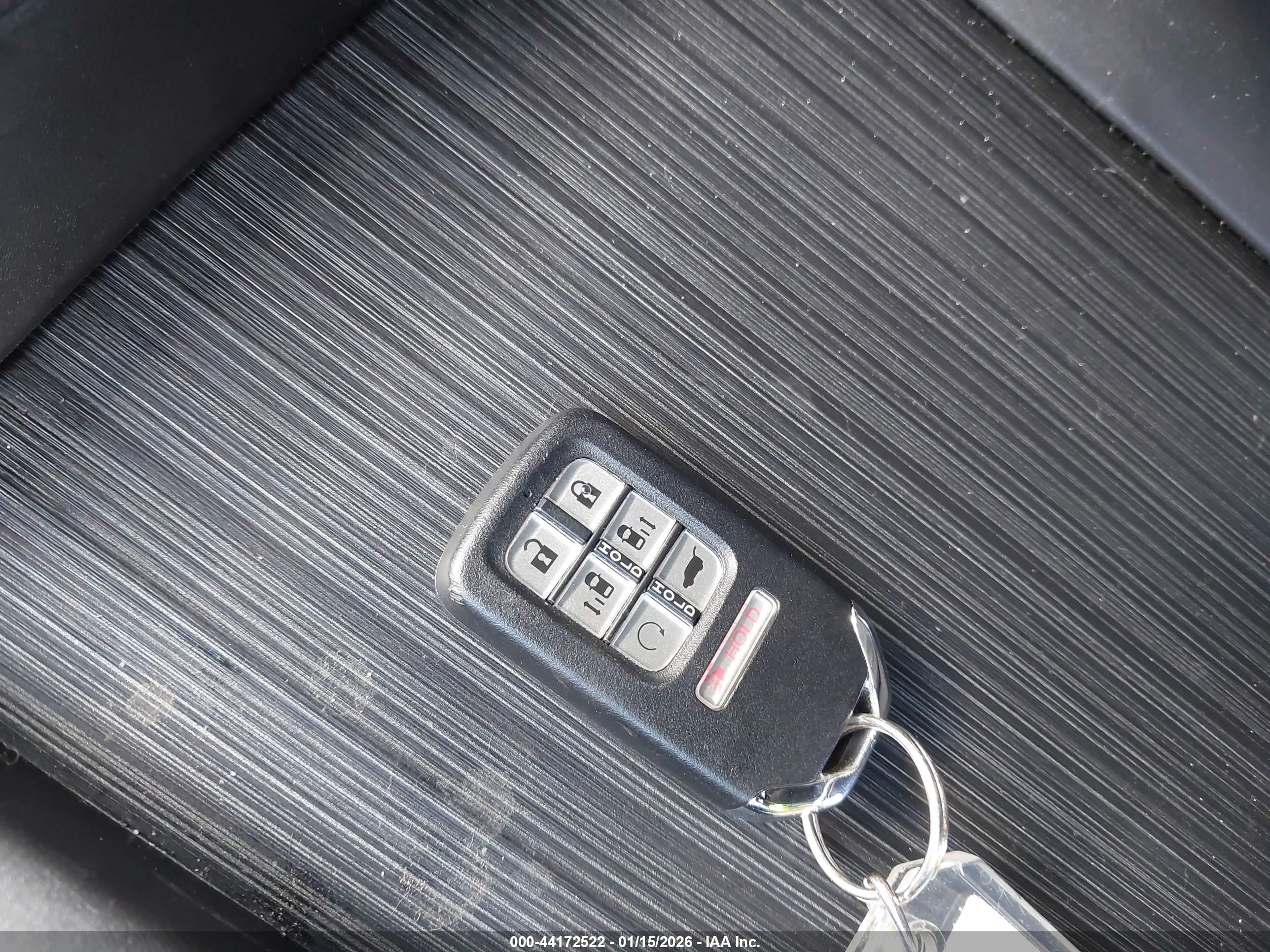 HONDA ODYSSEY image 11