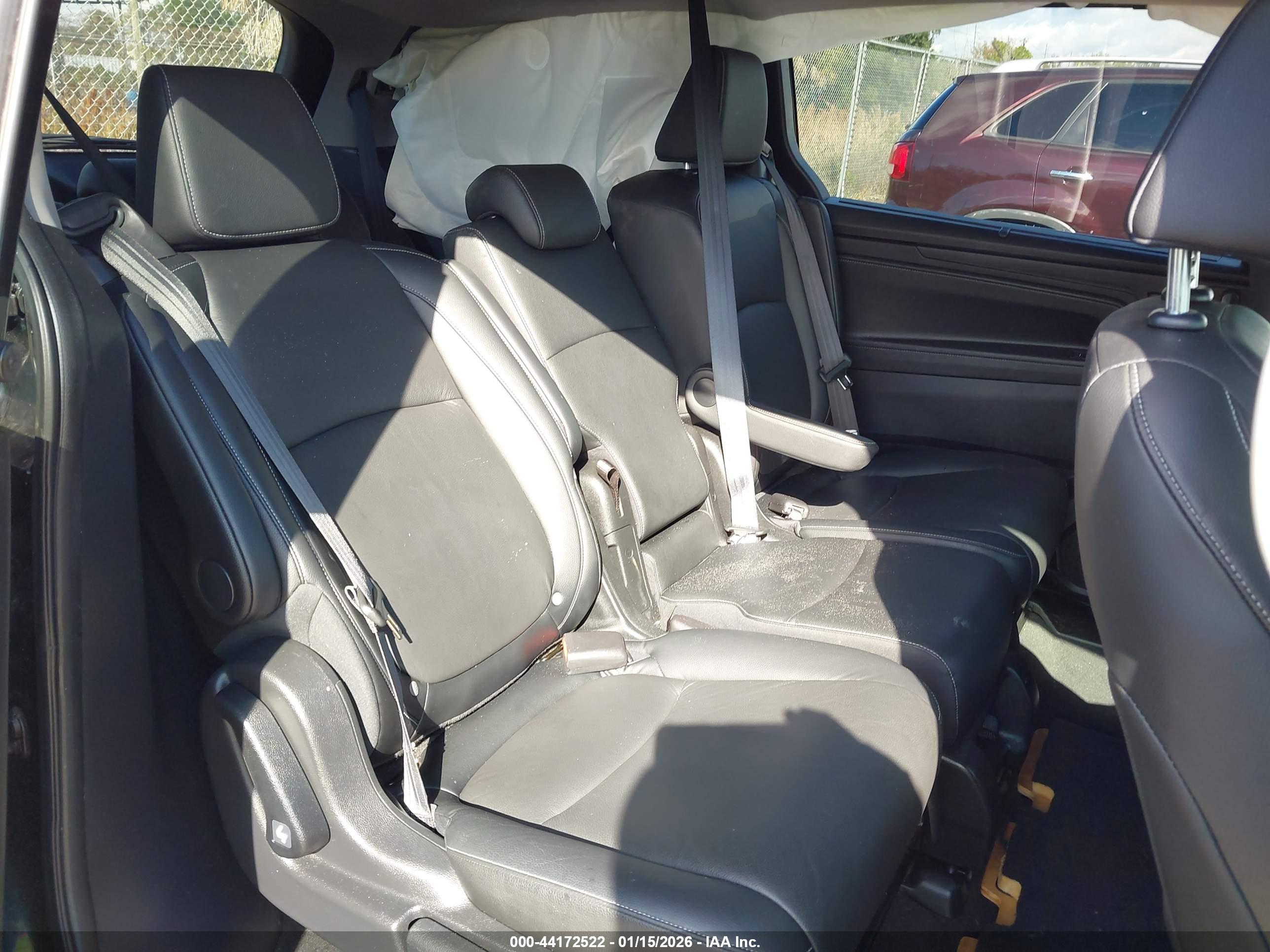 HONDA ODYSSEY image 8