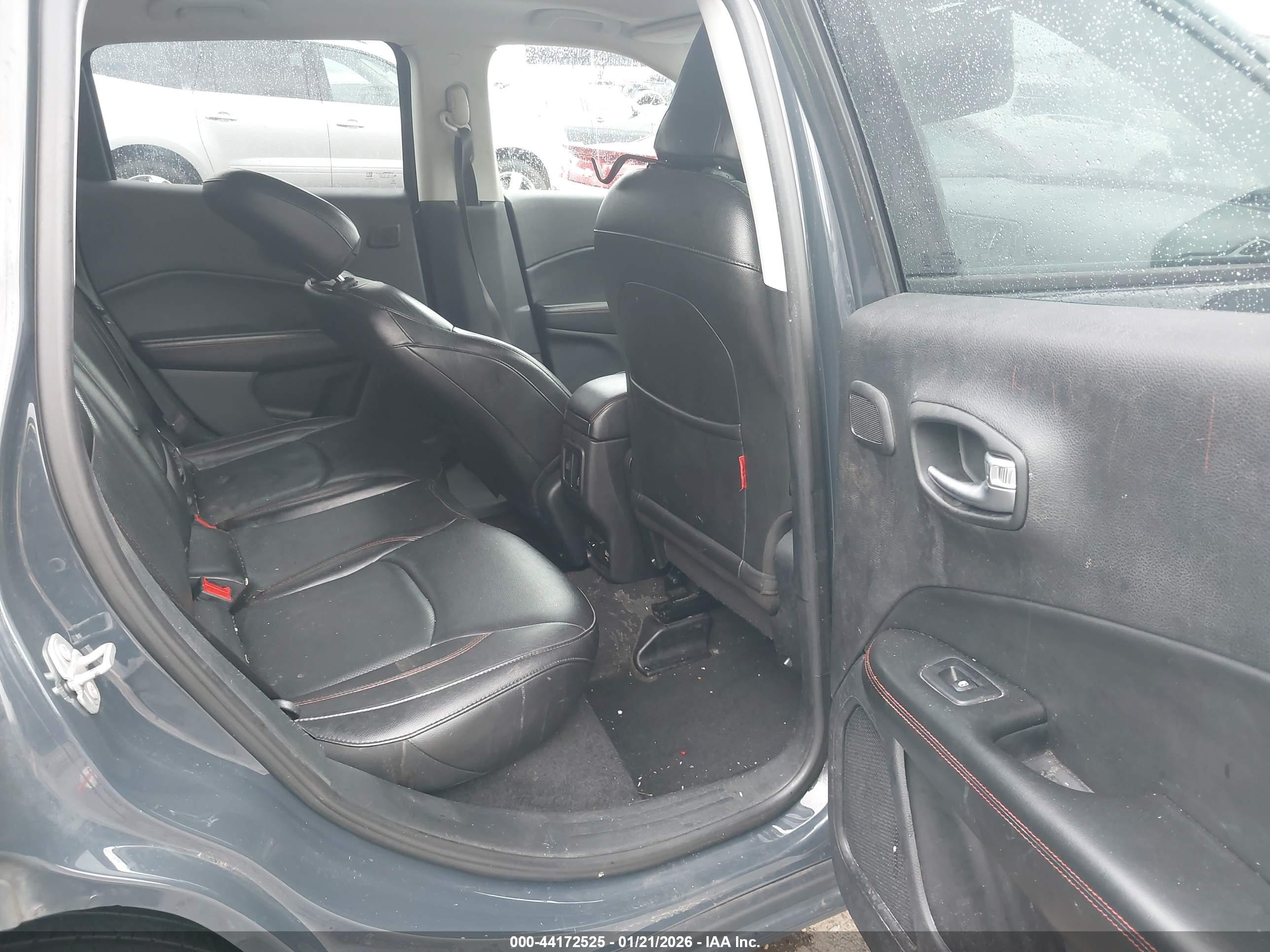 JEEP COMPASS image 8