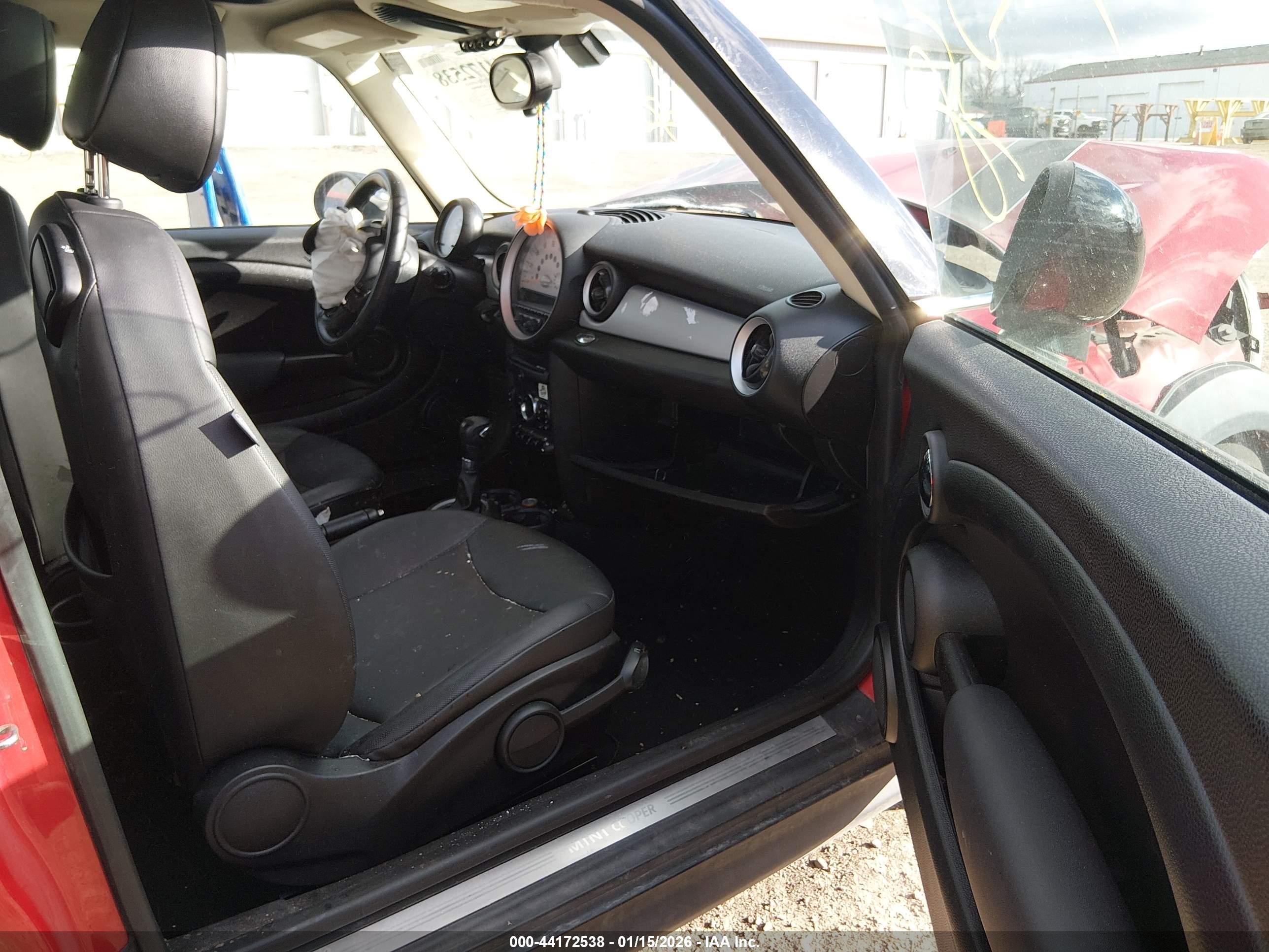 MINI CLUBMAN image 5