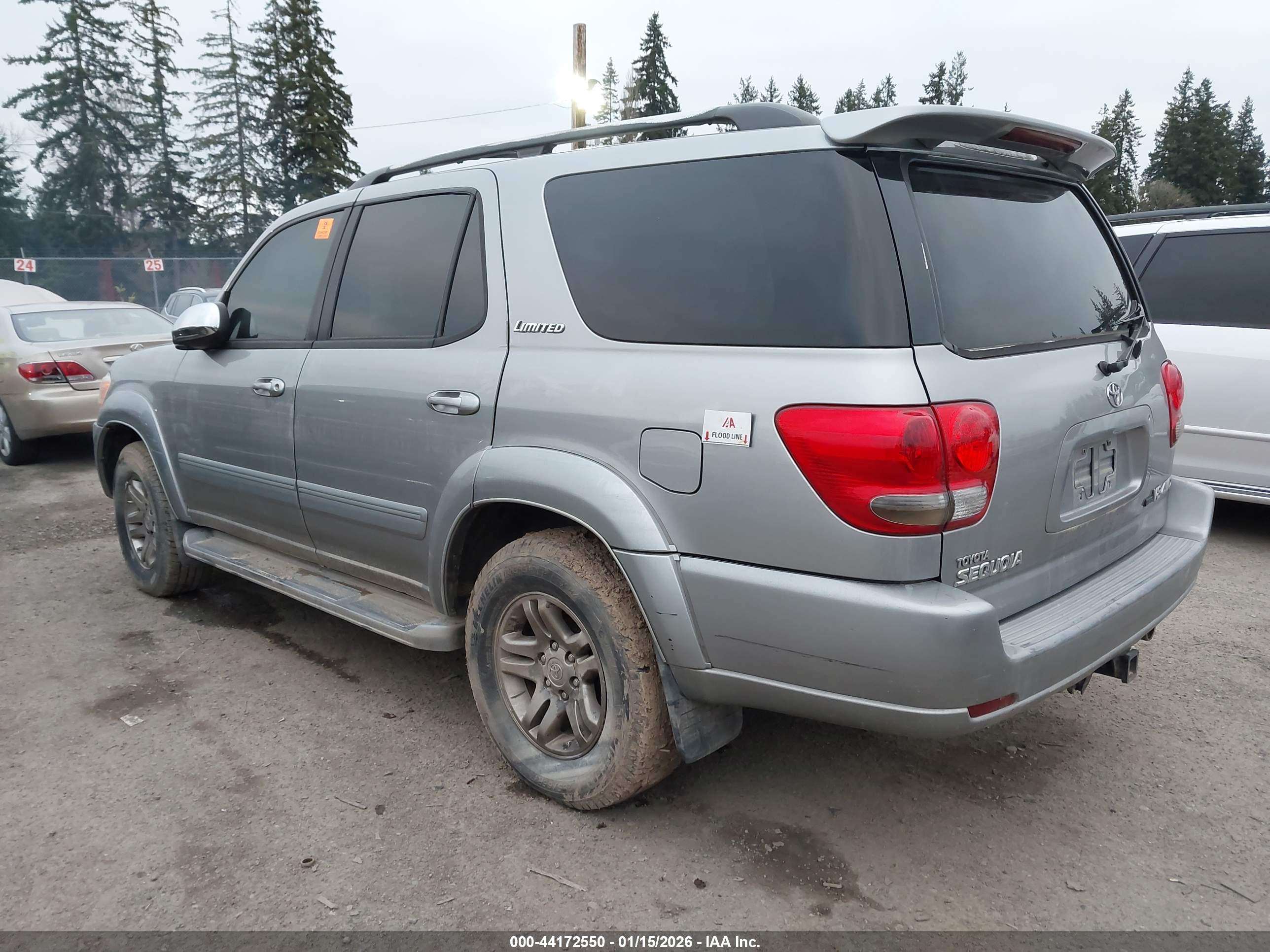 TOYOTA SEQUOIA image 3