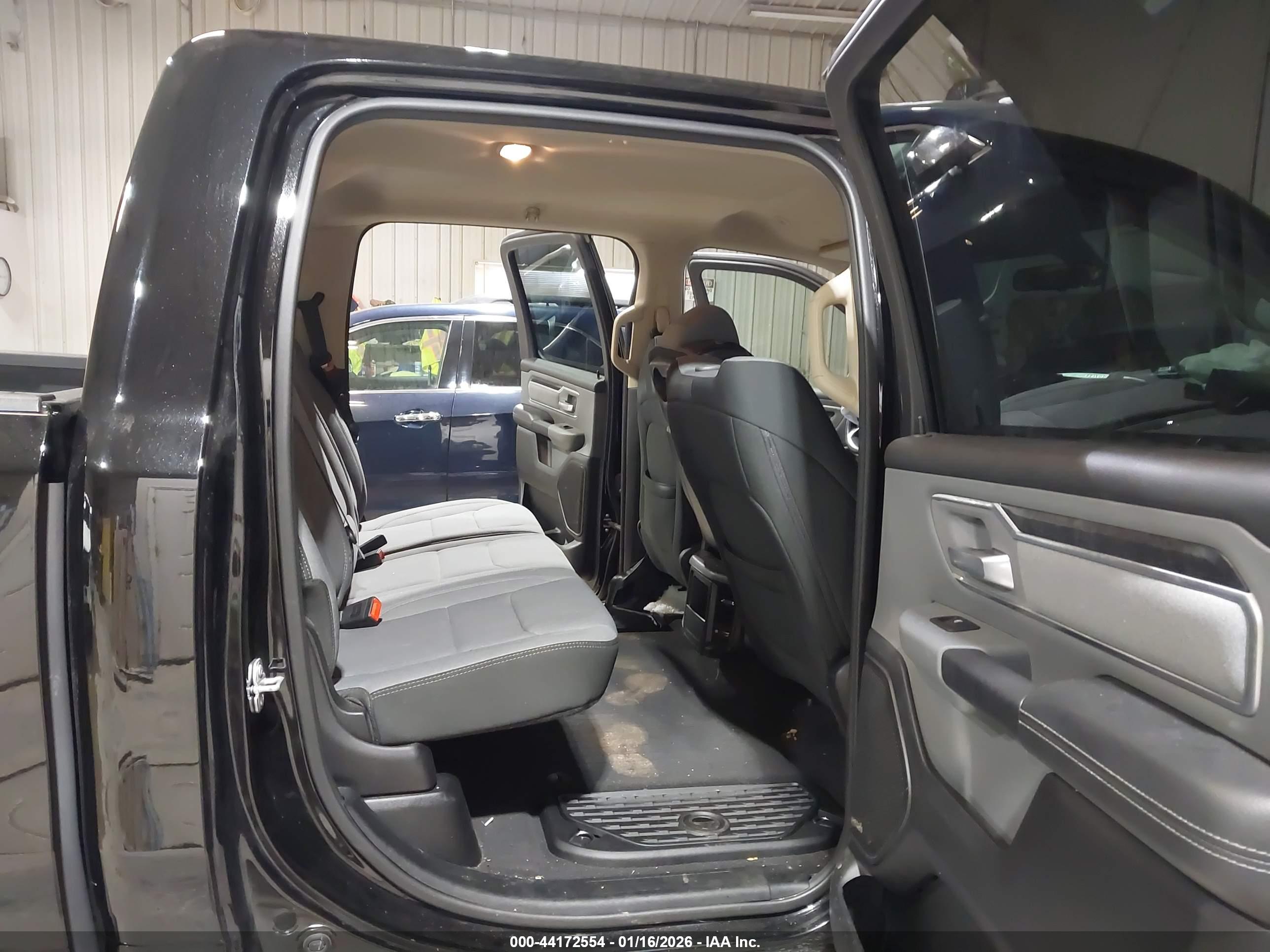 RAM 1500 image 8